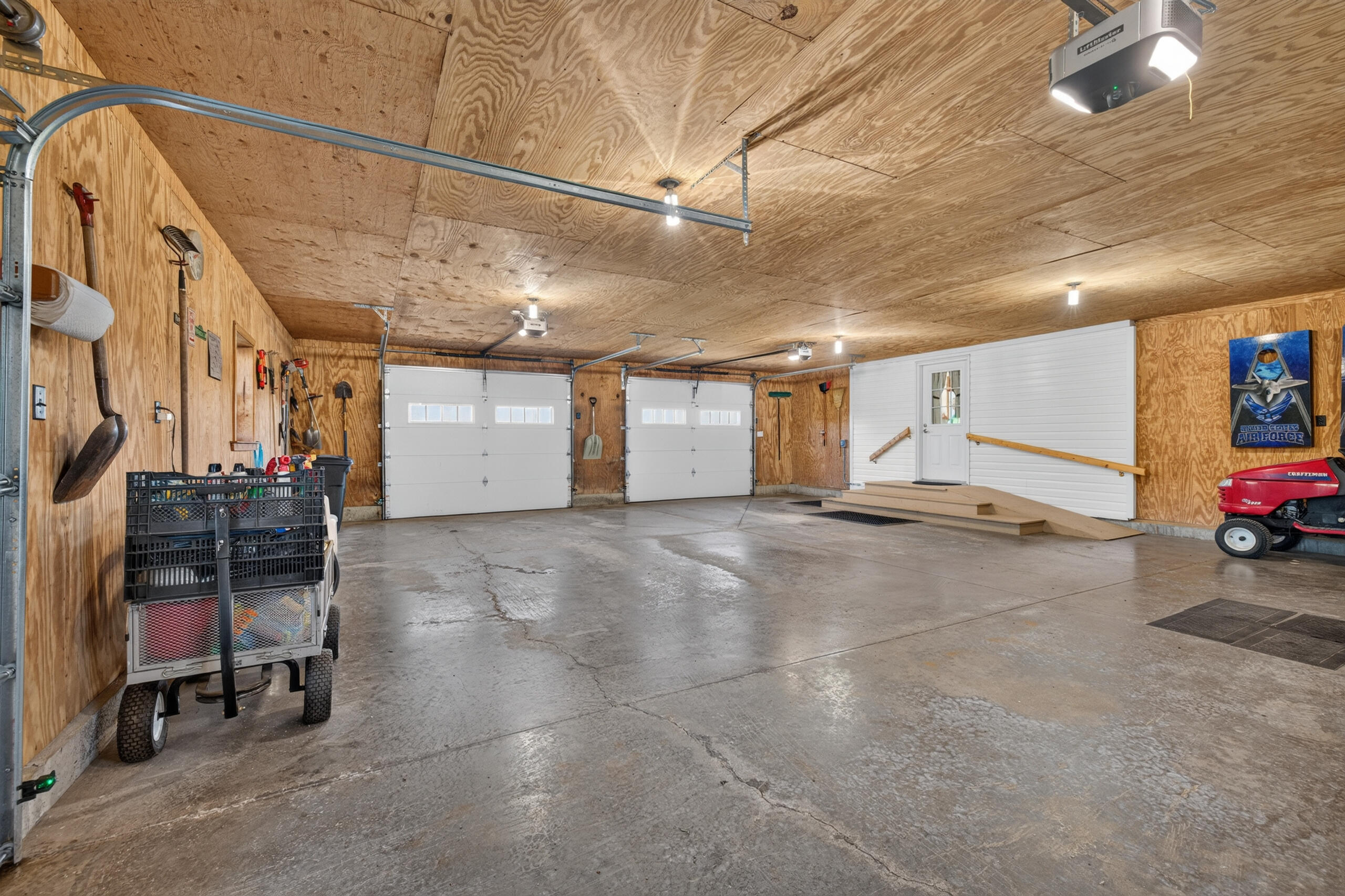 main property photo 68