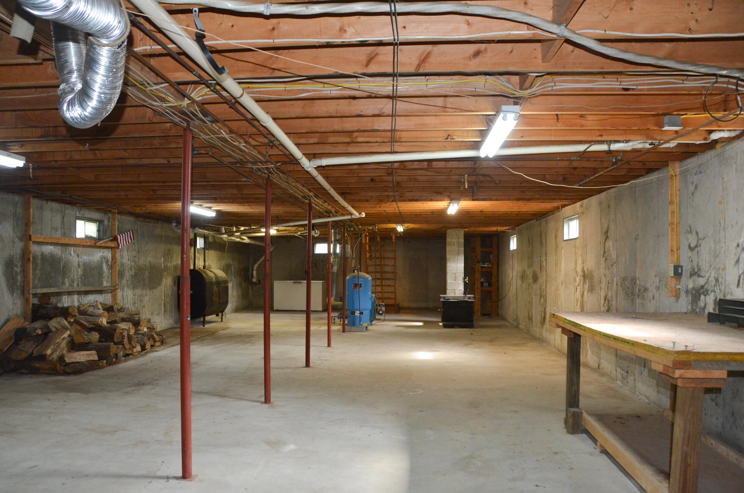main property photo 44