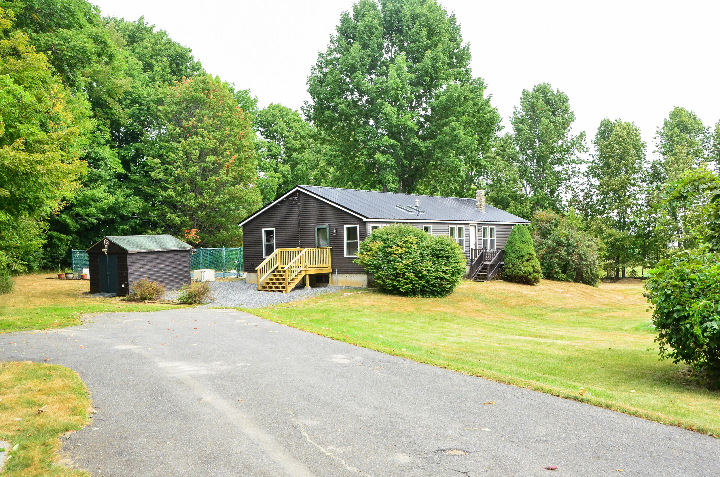 main property photo 45