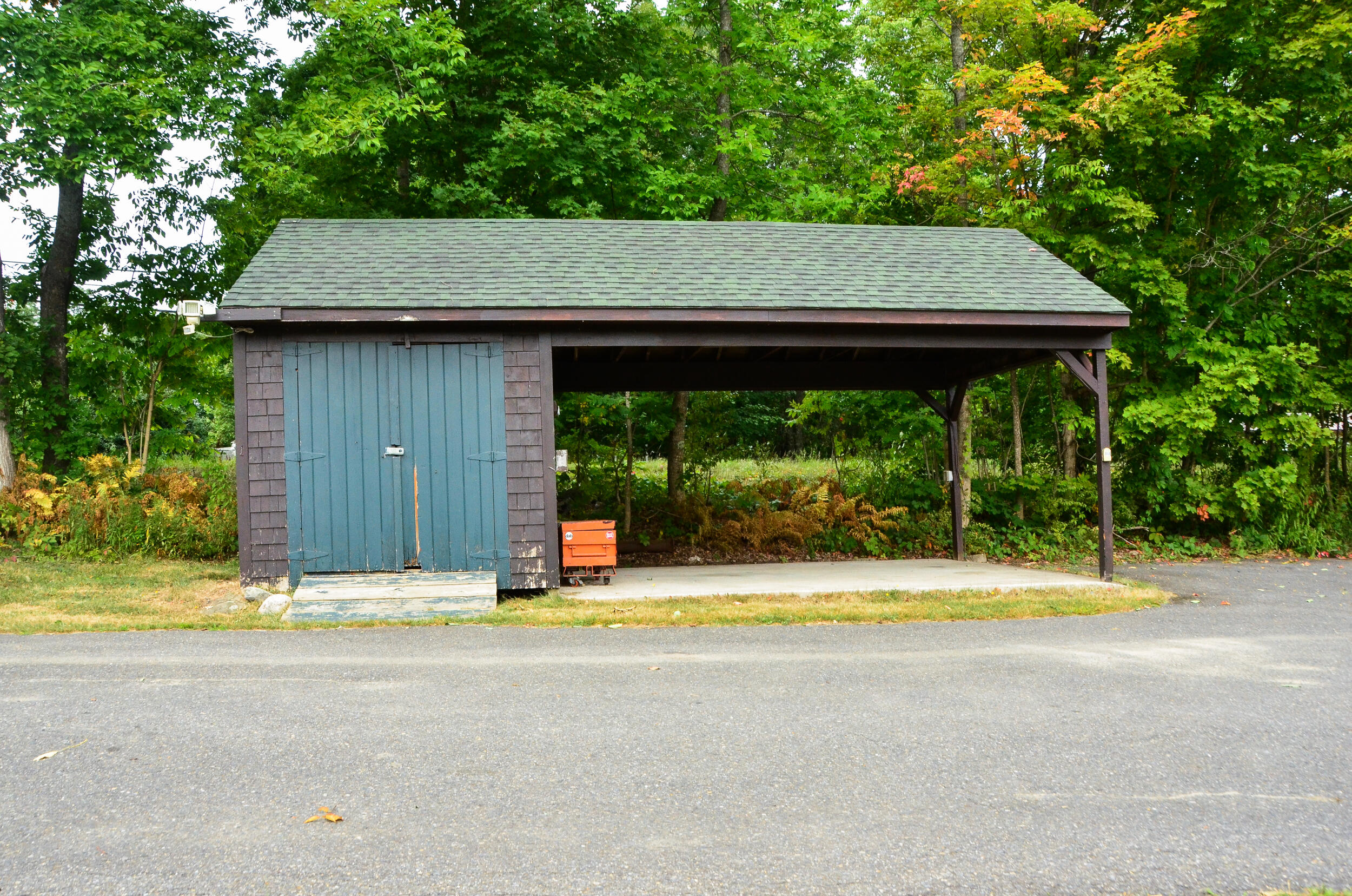 main property photo 47