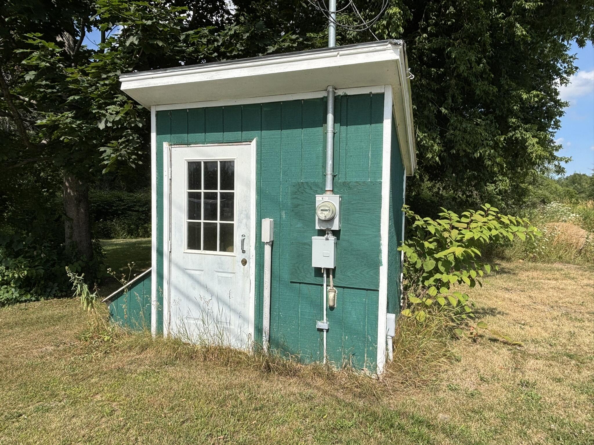 main property photo 17
