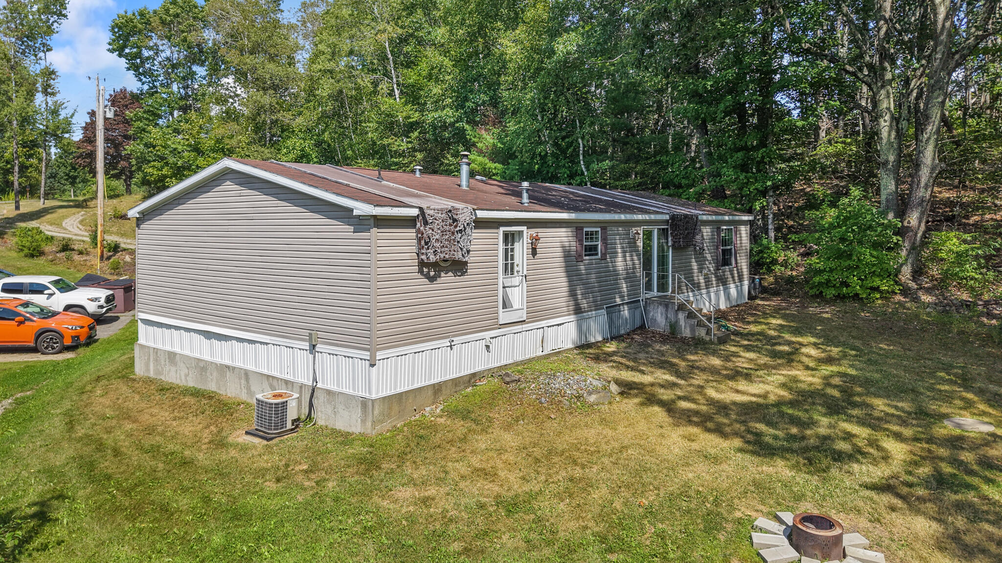 main property photo 9