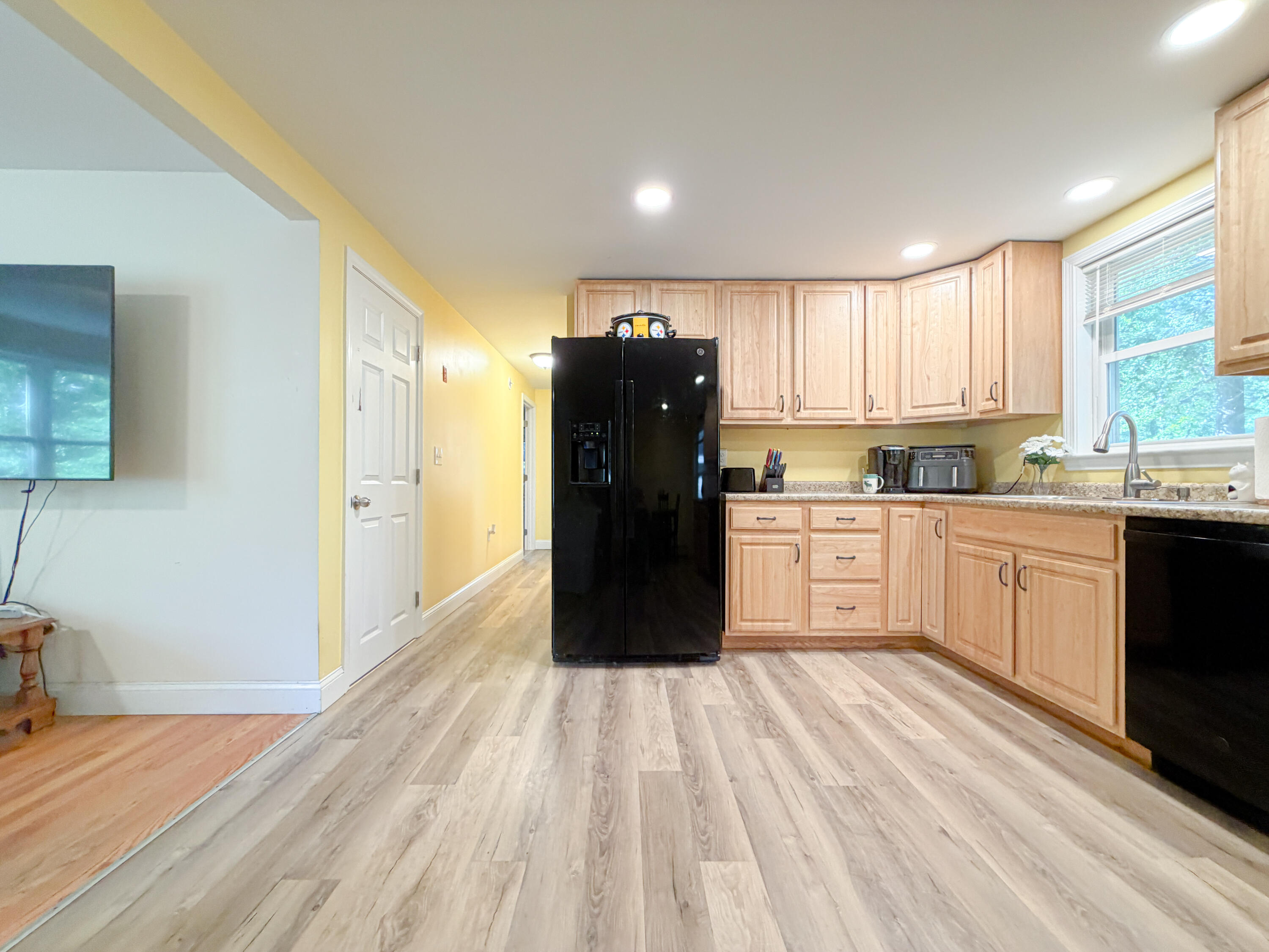 main property photo 21
