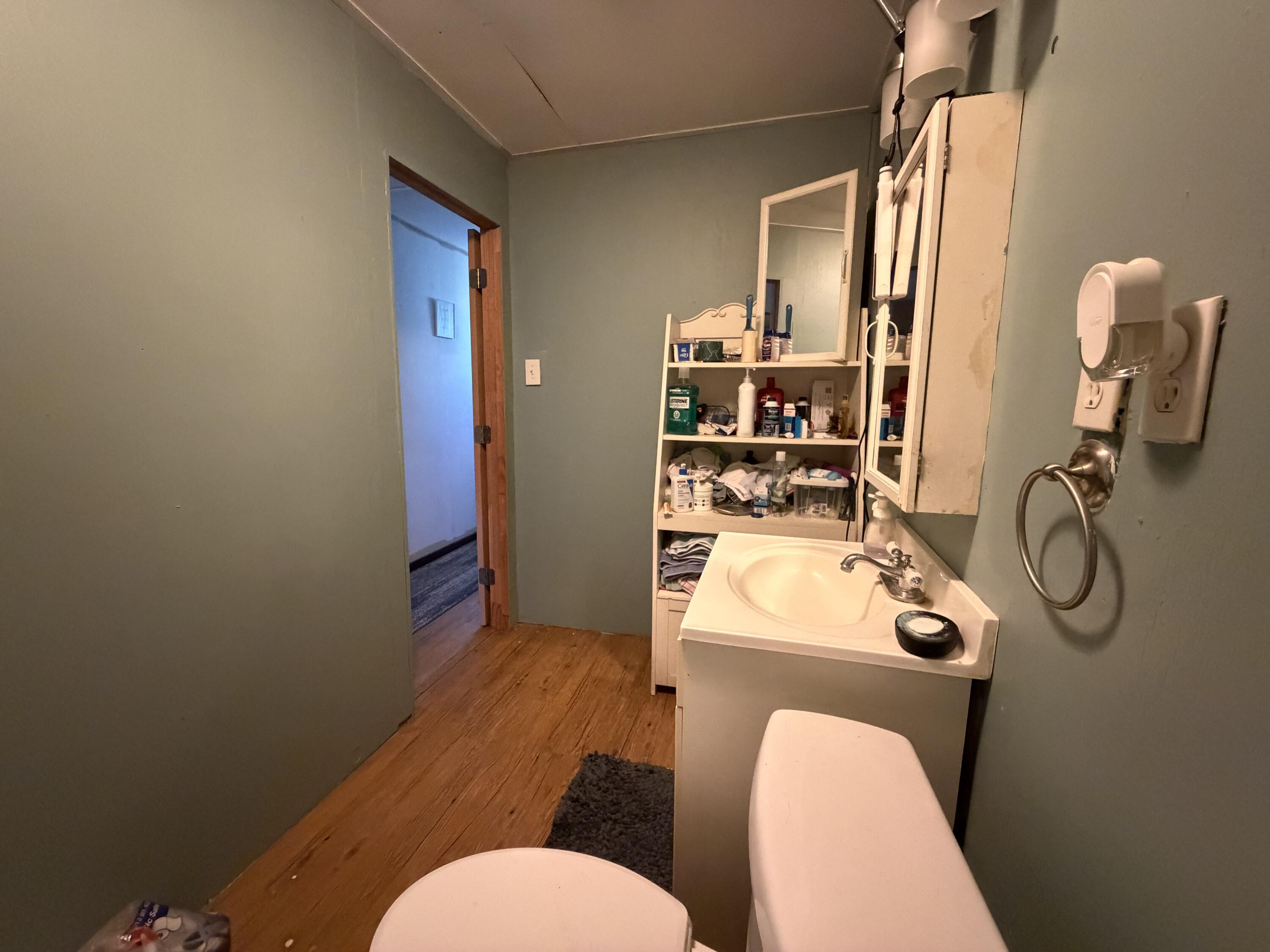 main property photo 11