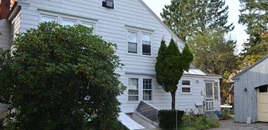 image of property with 0 Bed | 3 Bath | 2,600 Sqft