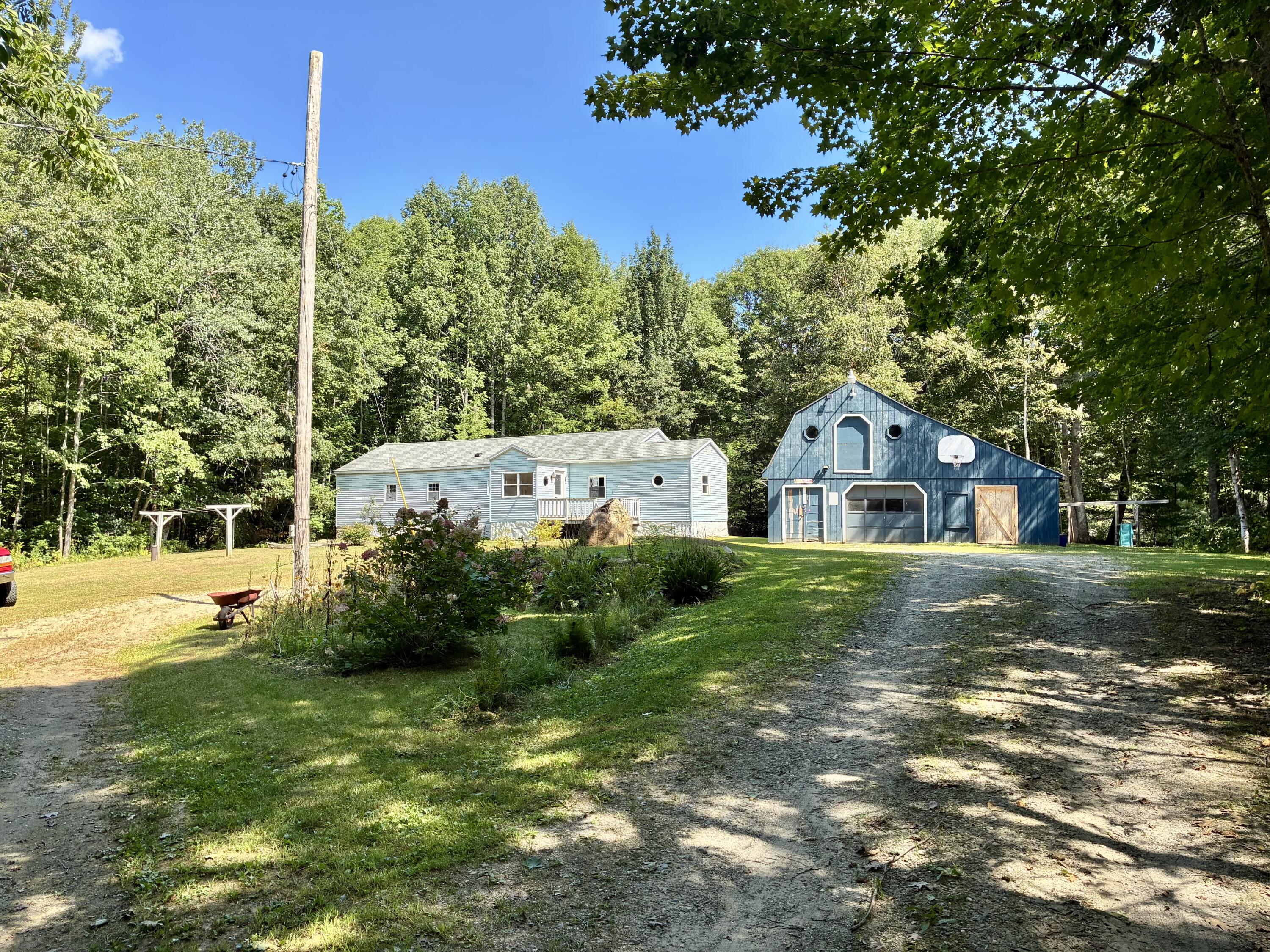 main property photo 41