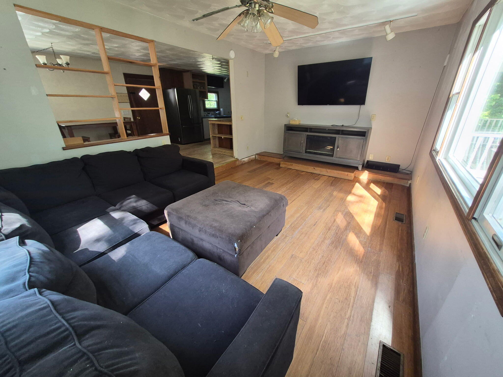 main property photo 49