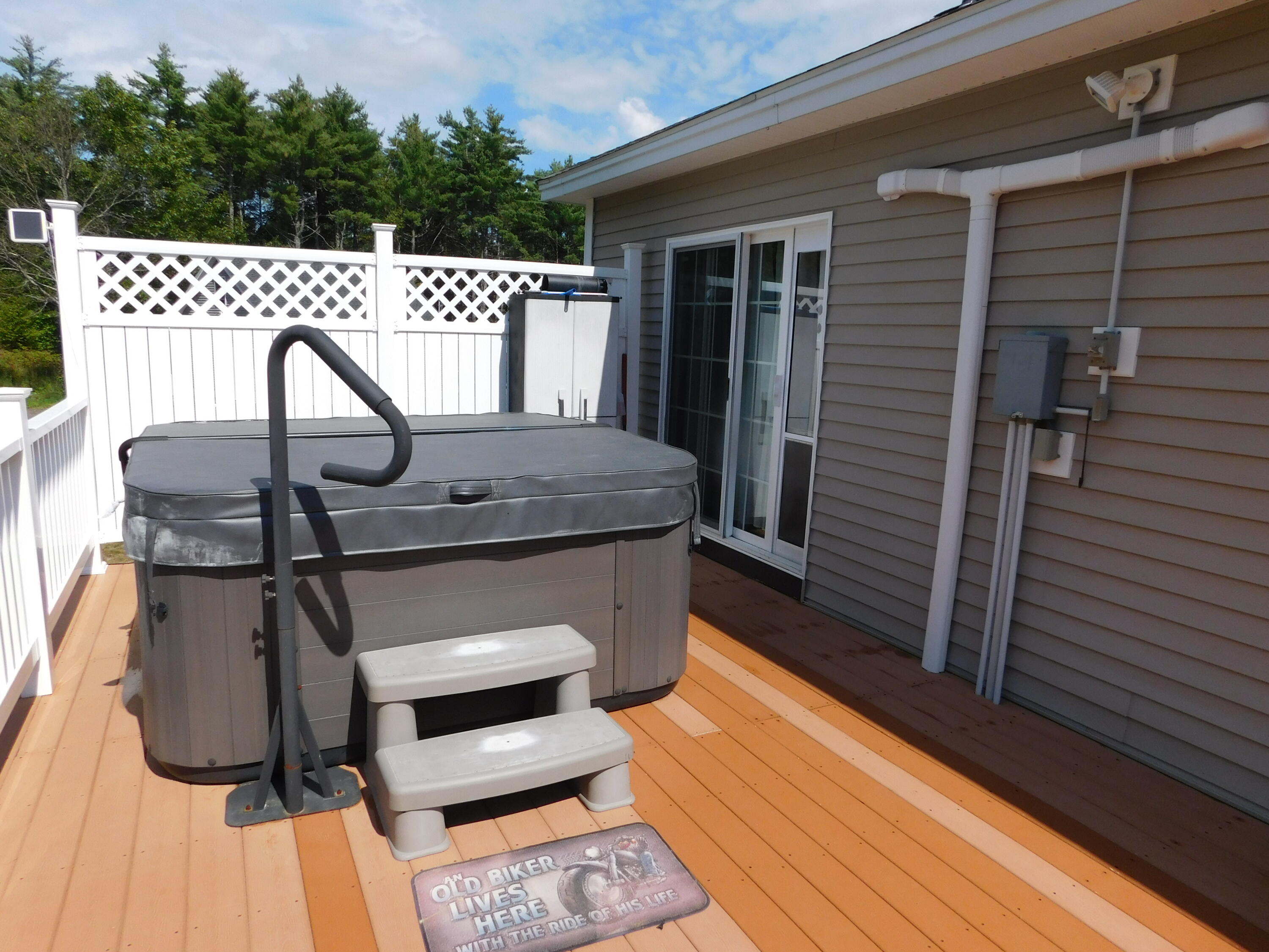 main property photo 108