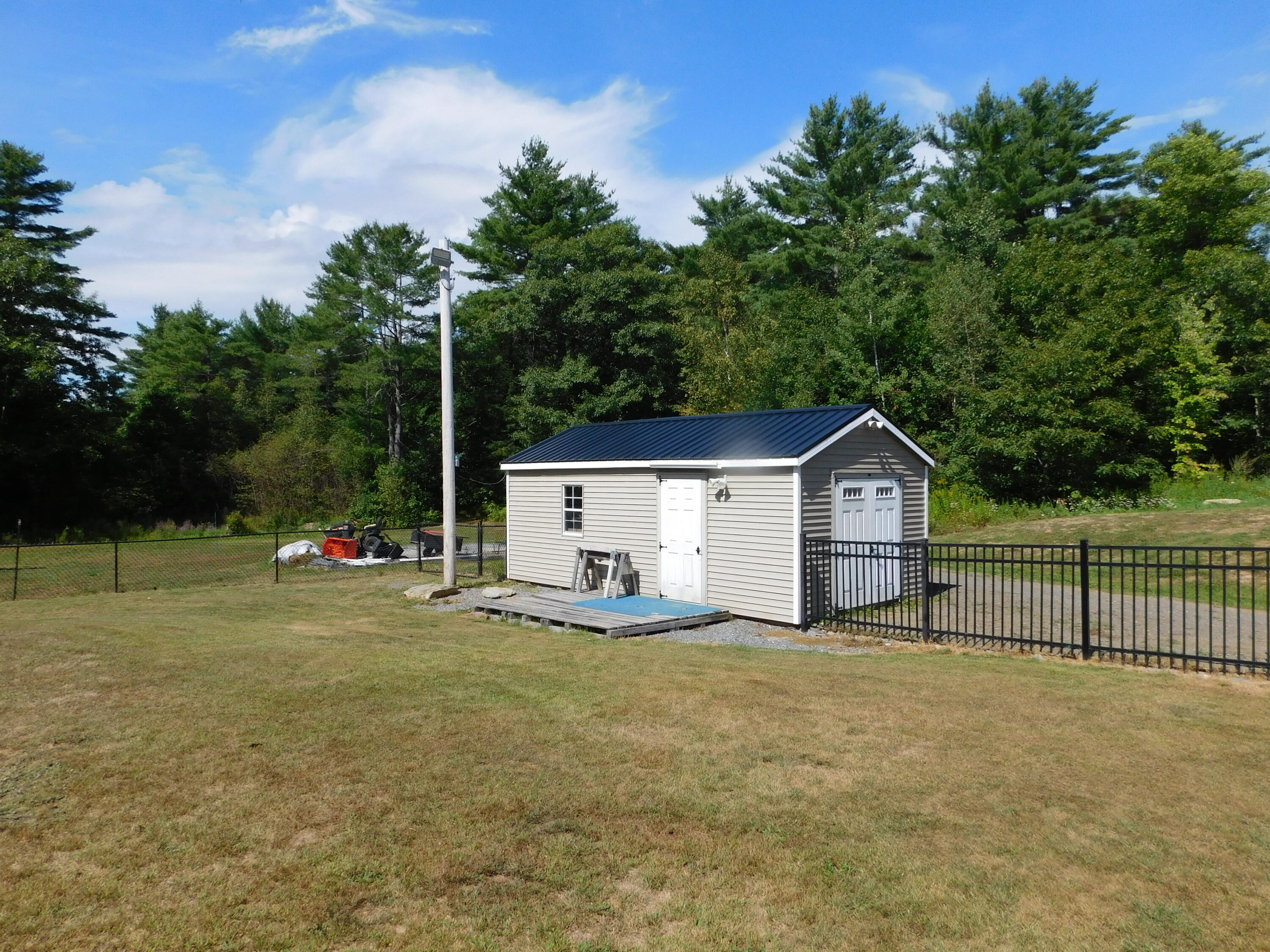 main property photo 19
