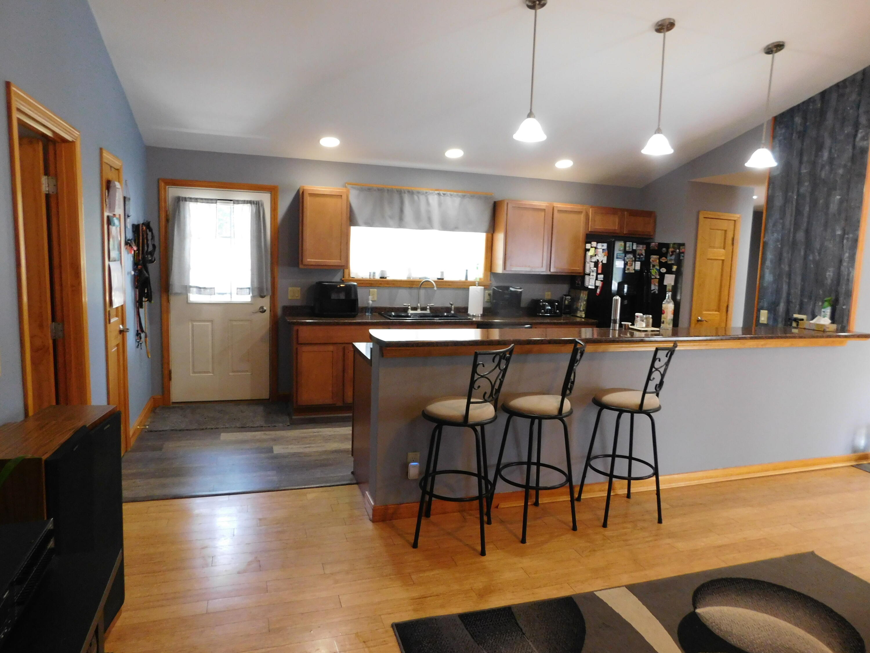 main property photo 74