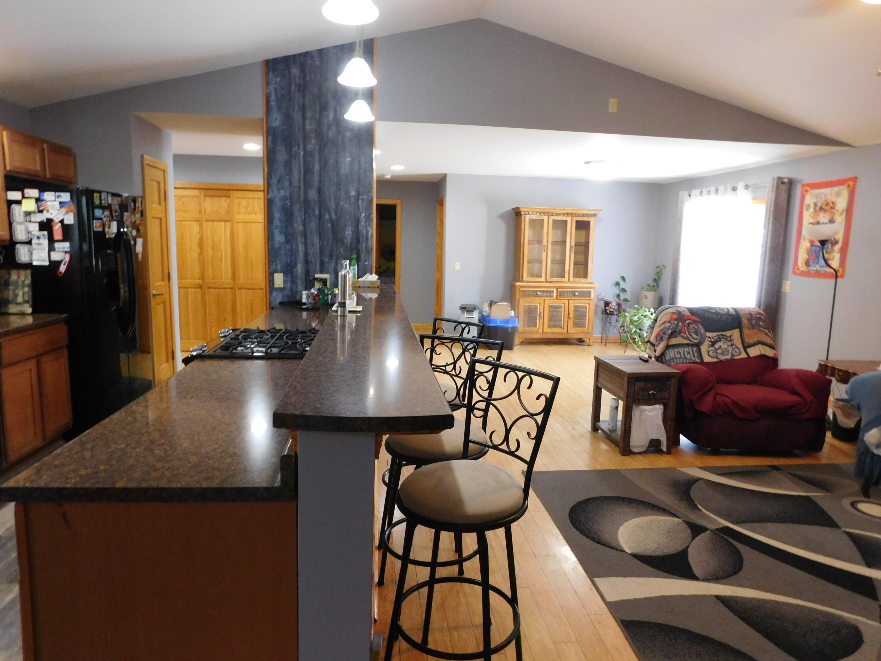 main property photo 76