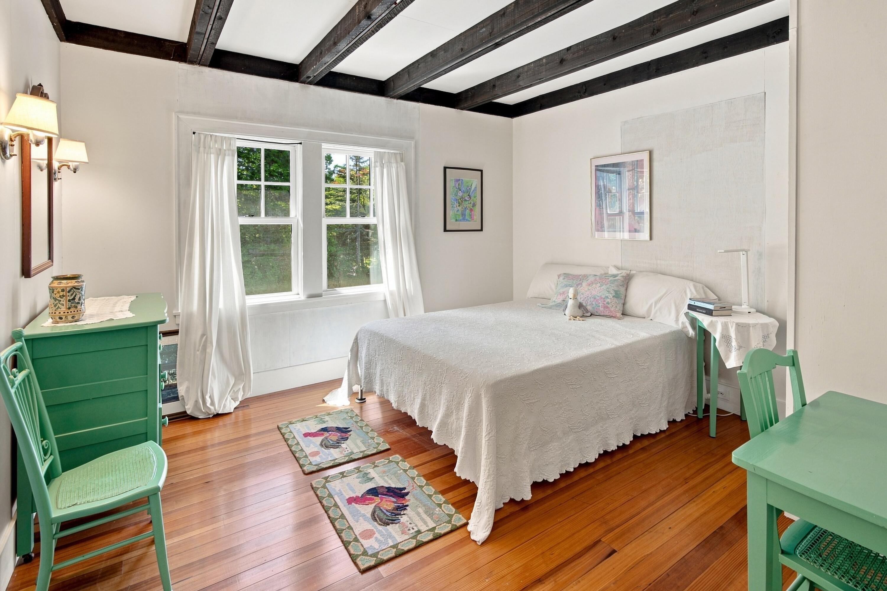 main property photo 41
