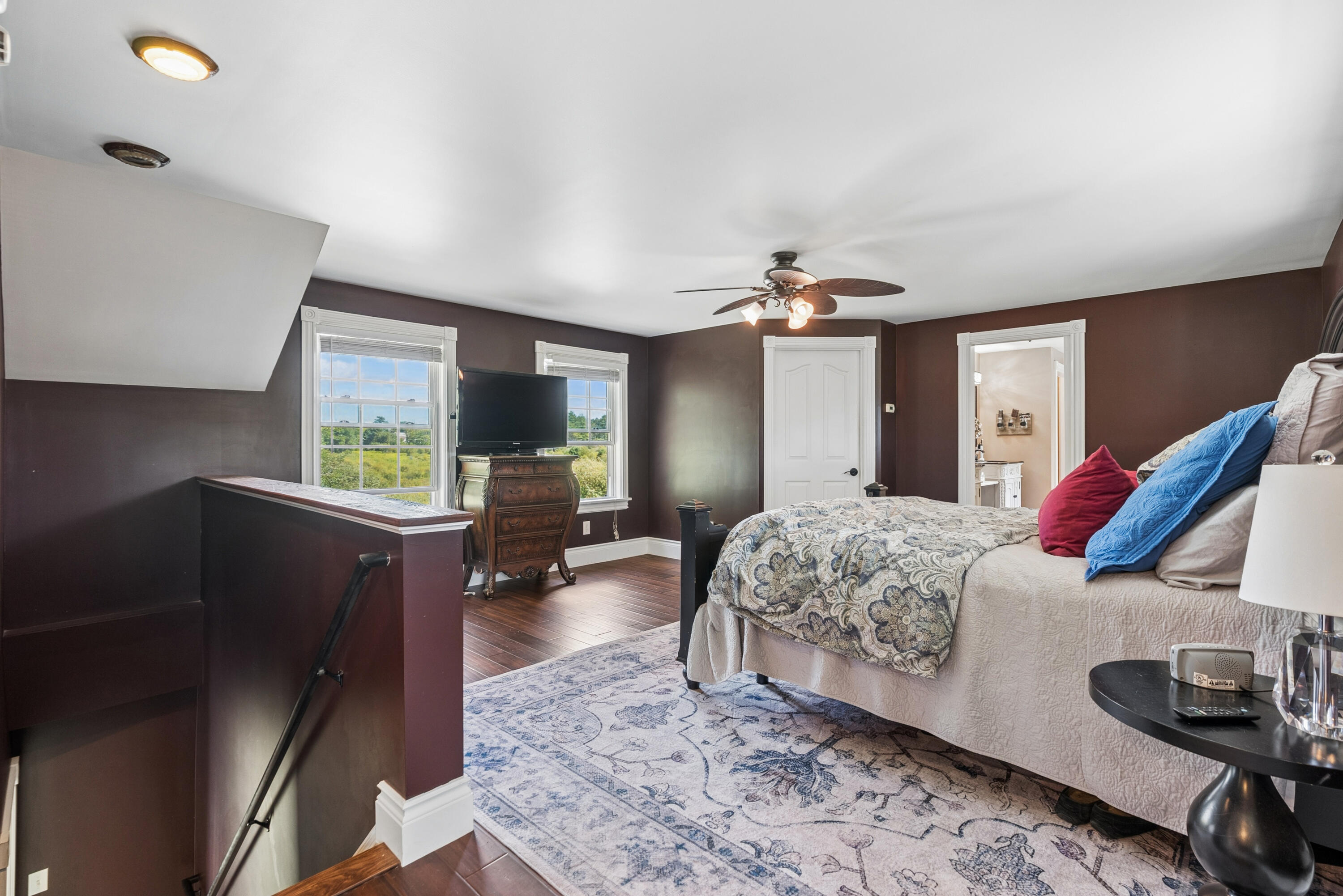 main property photo 36