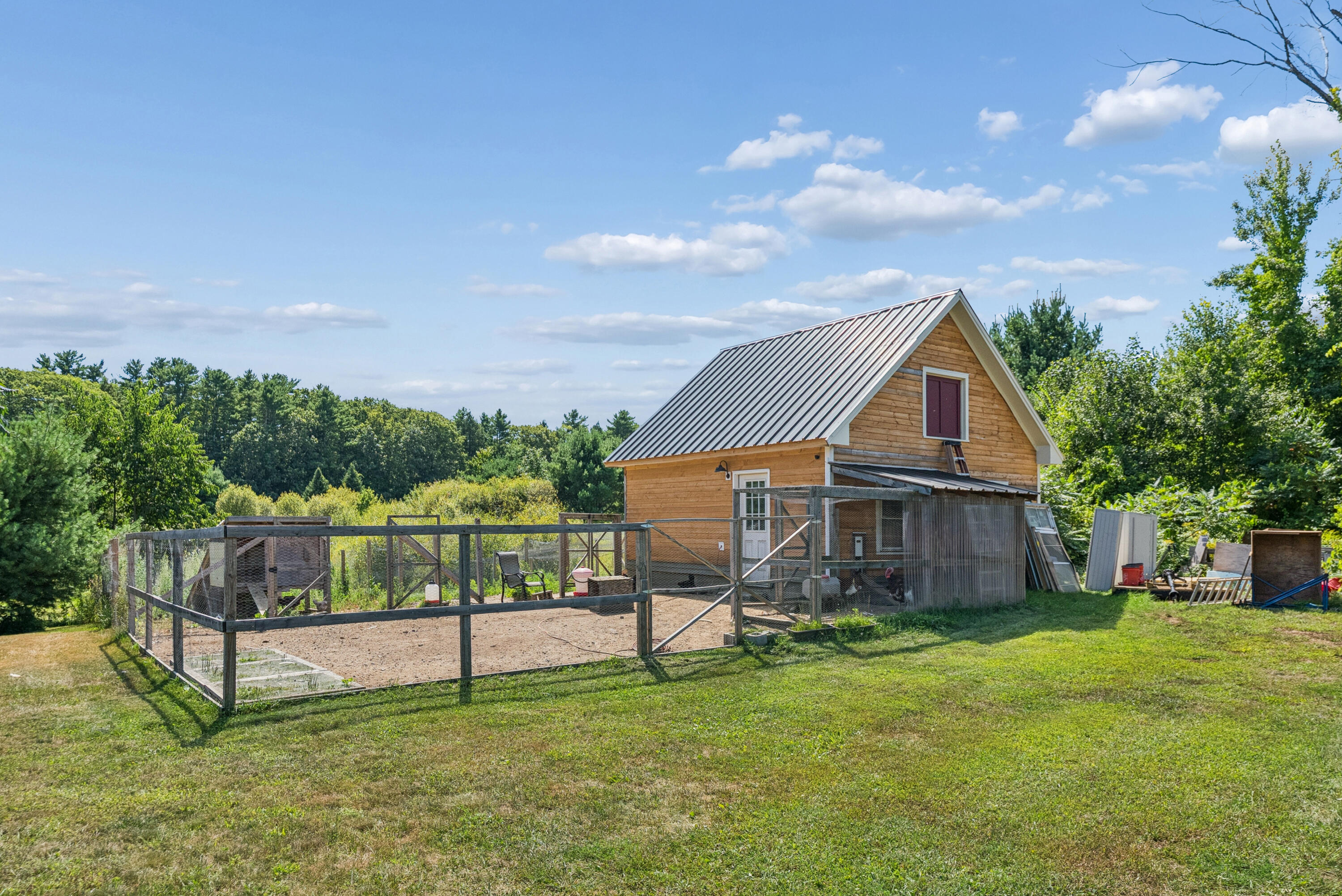 main property photo 57