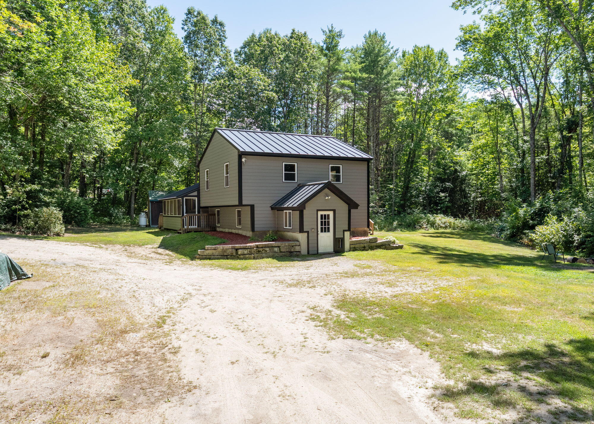 main property photo 34