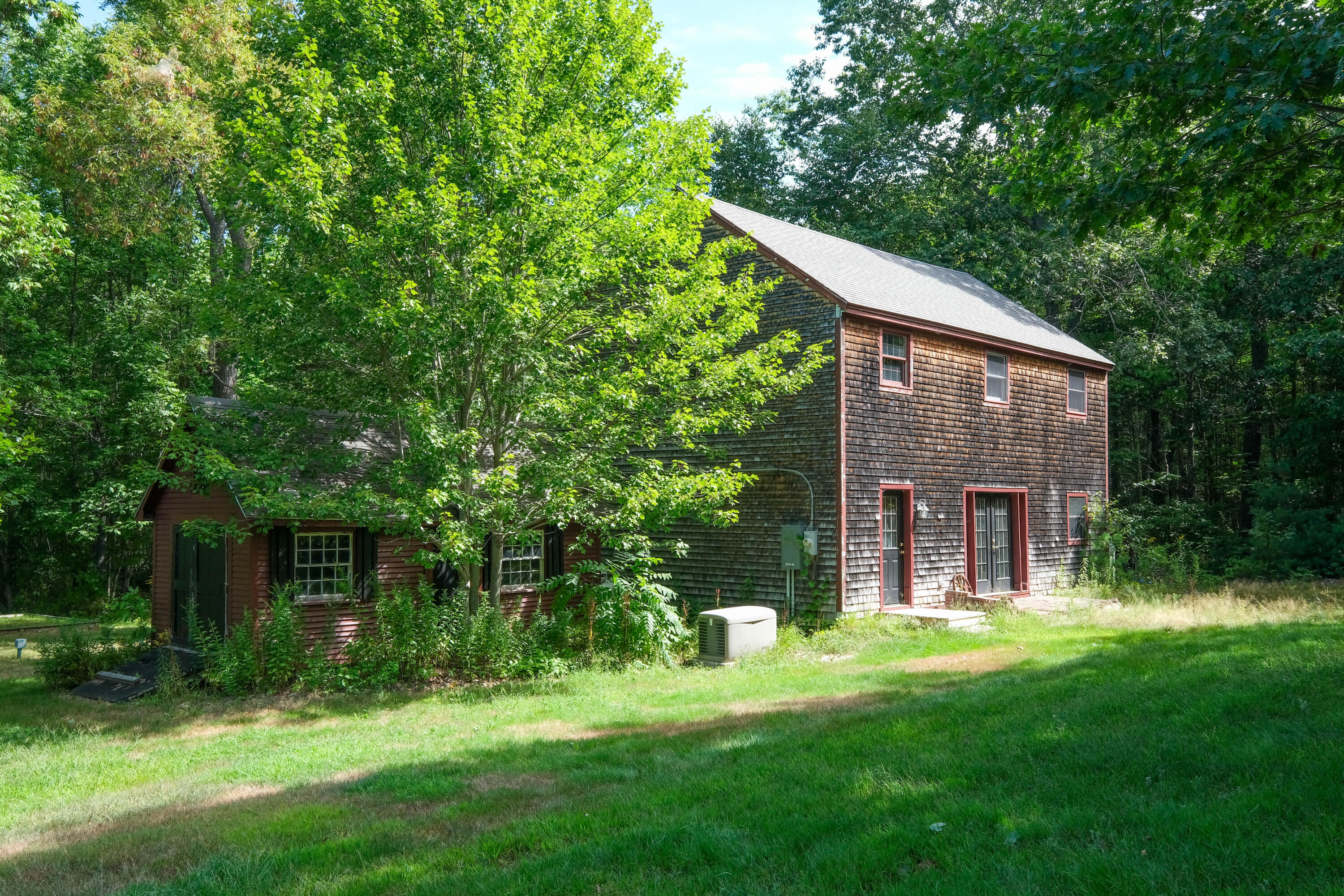 main property photo 12
