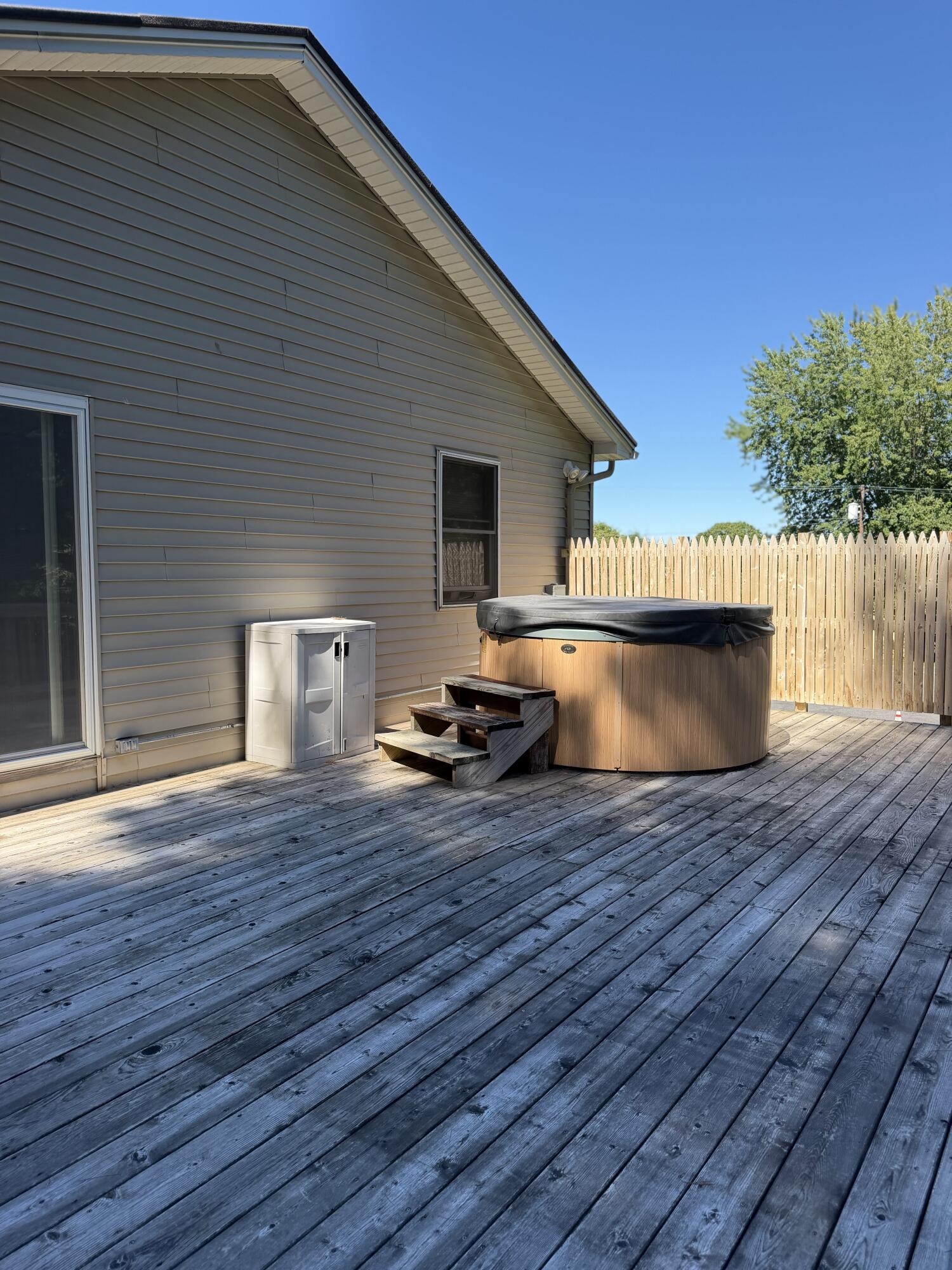 main property photo 26