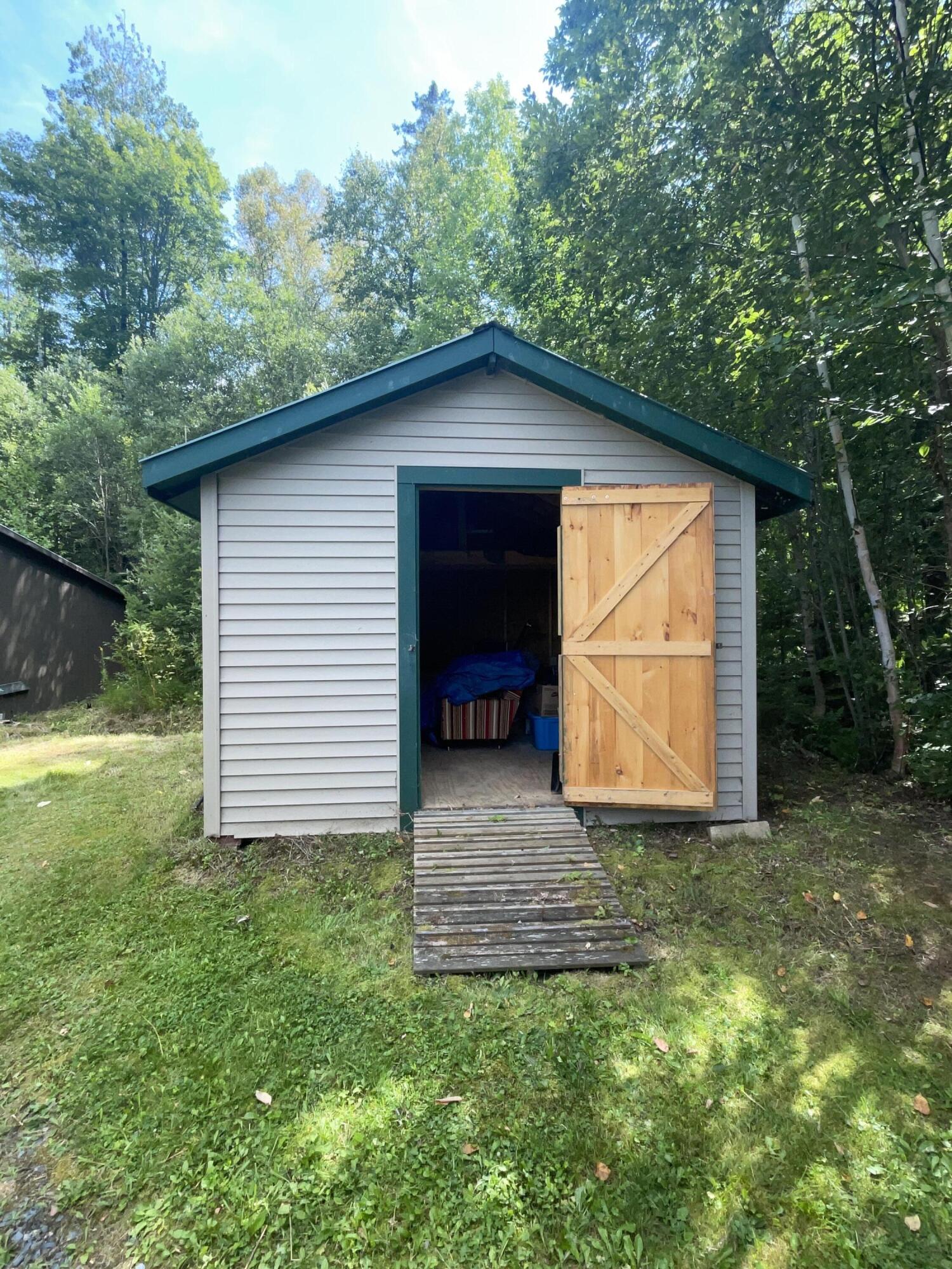 main property photo 20