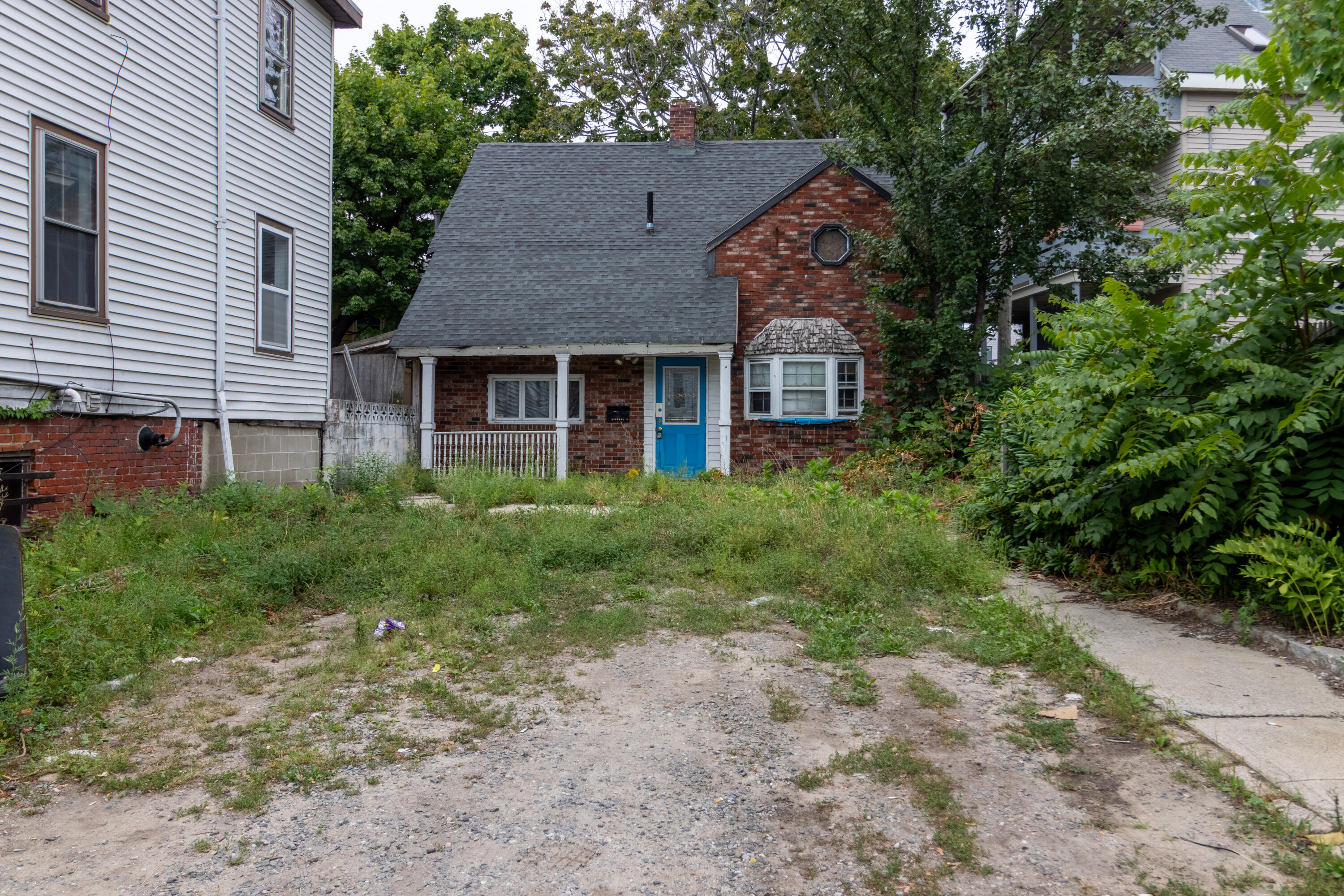 main property photo 16