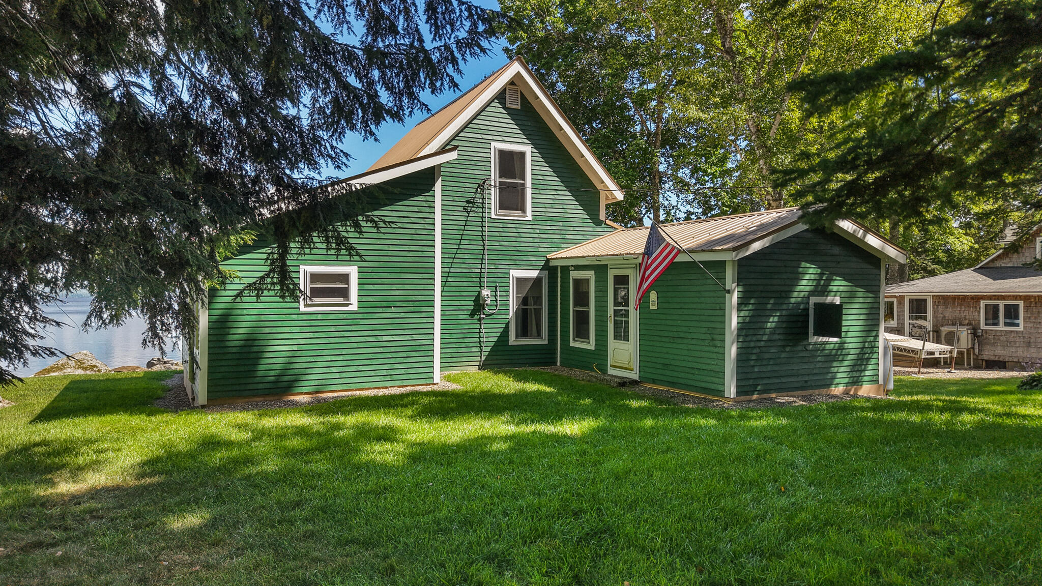 main property photo 17
