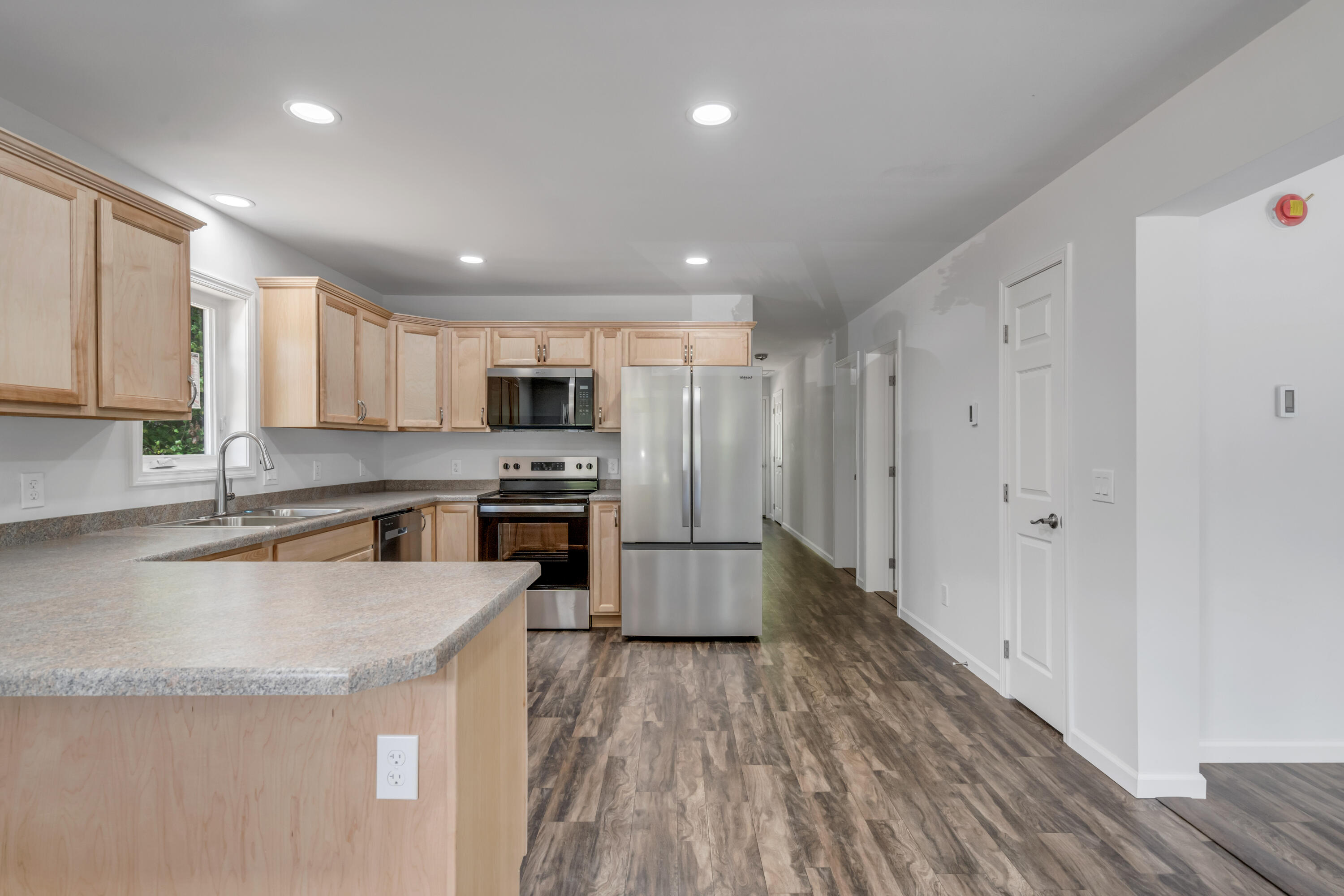 main property photo 12