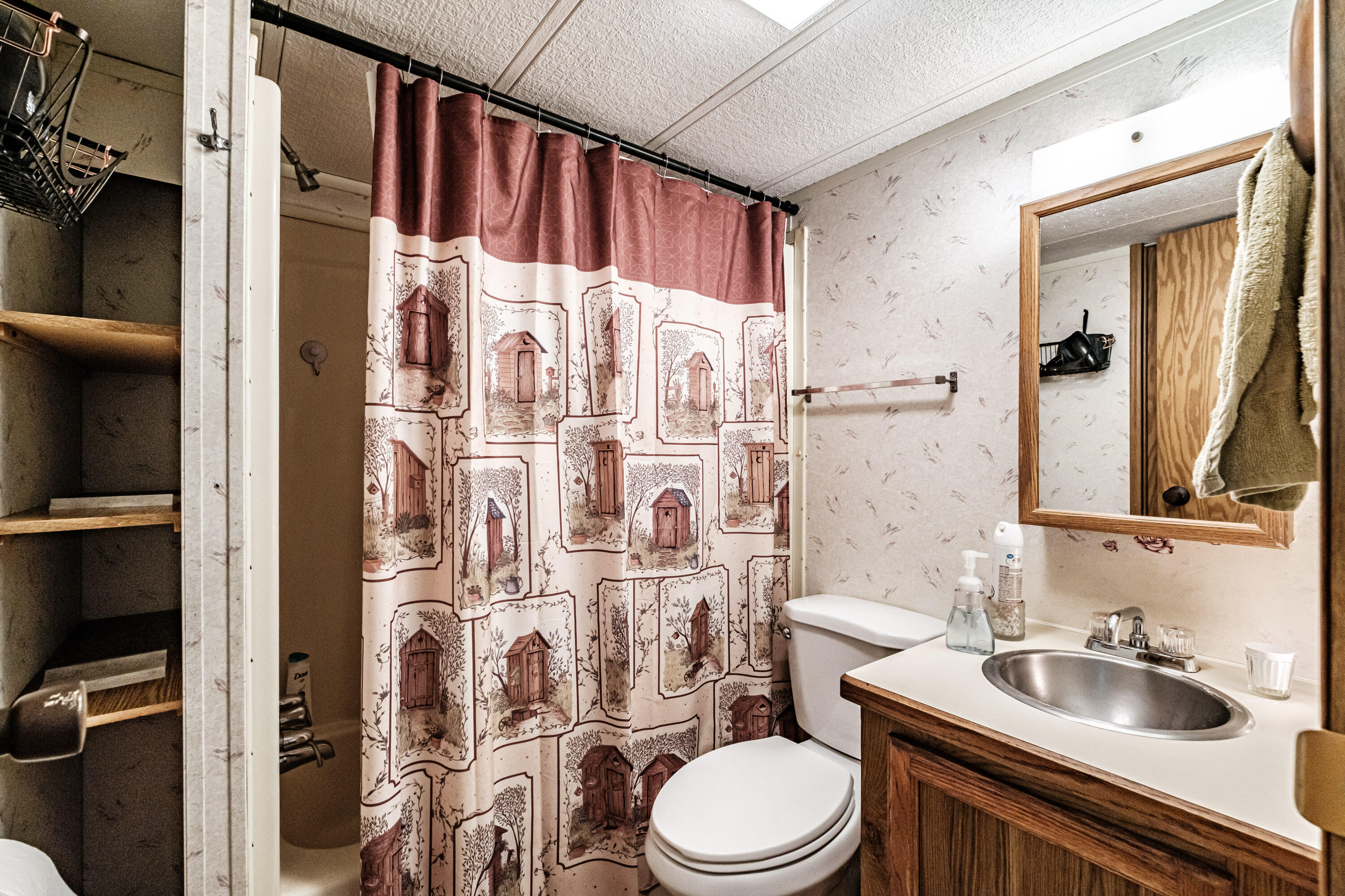 main property photo 26