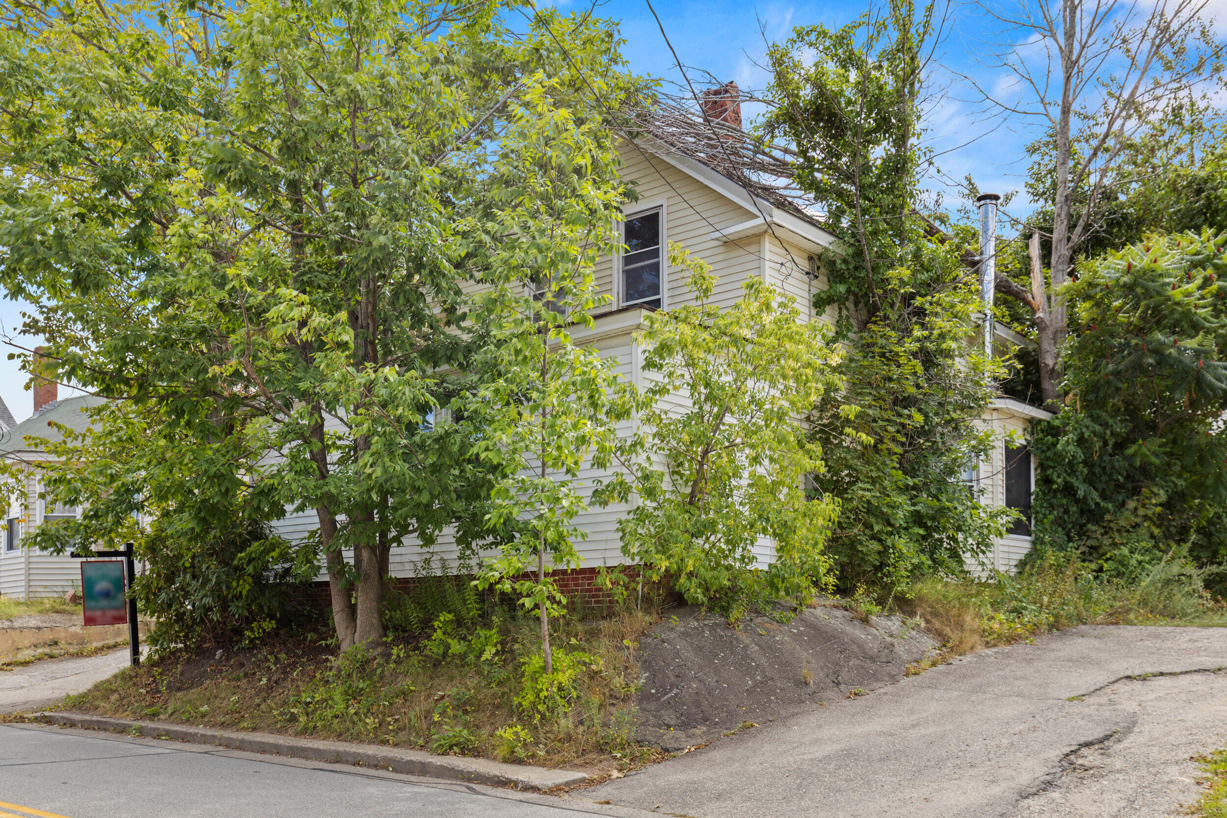 main property photo 42