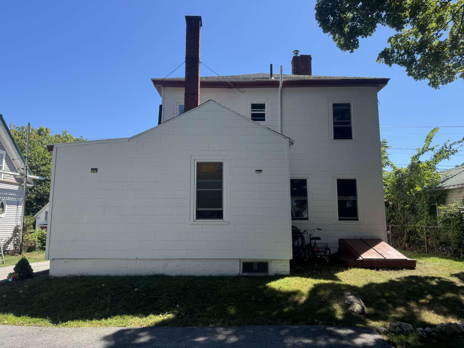 main property photo 5