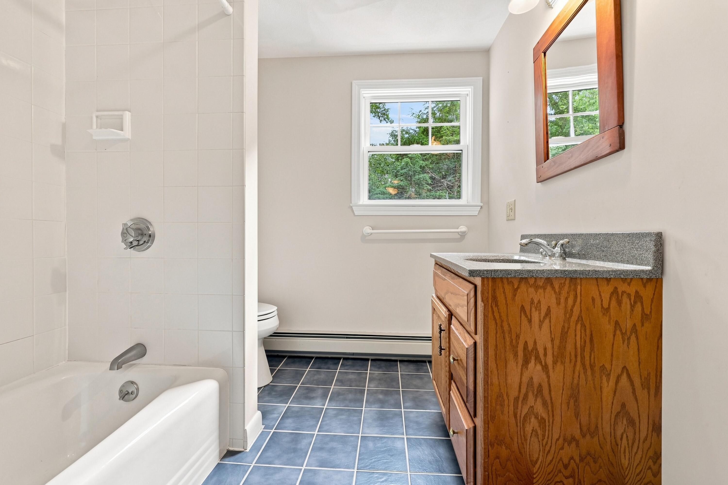 main property photo 17