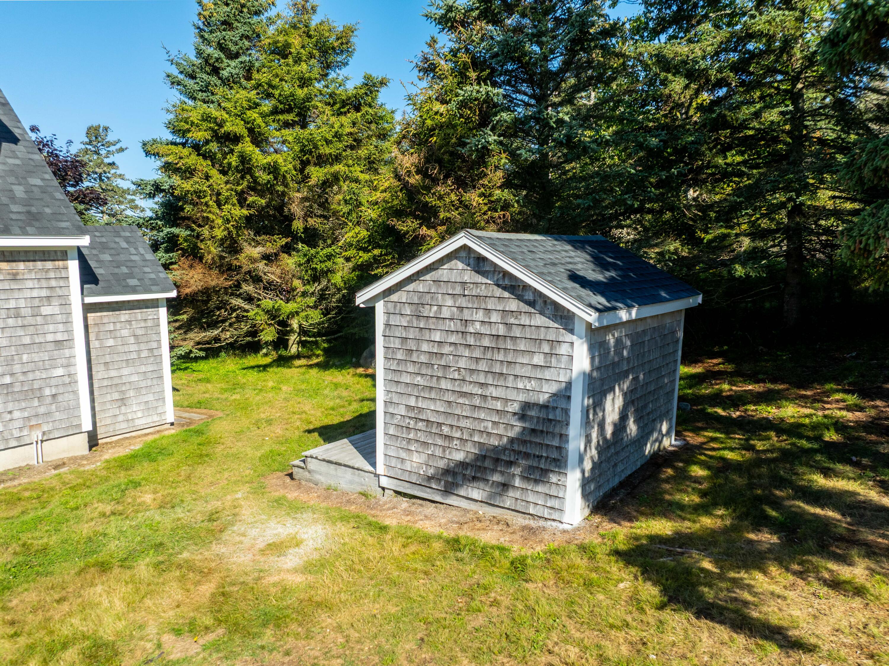 main property photo 41