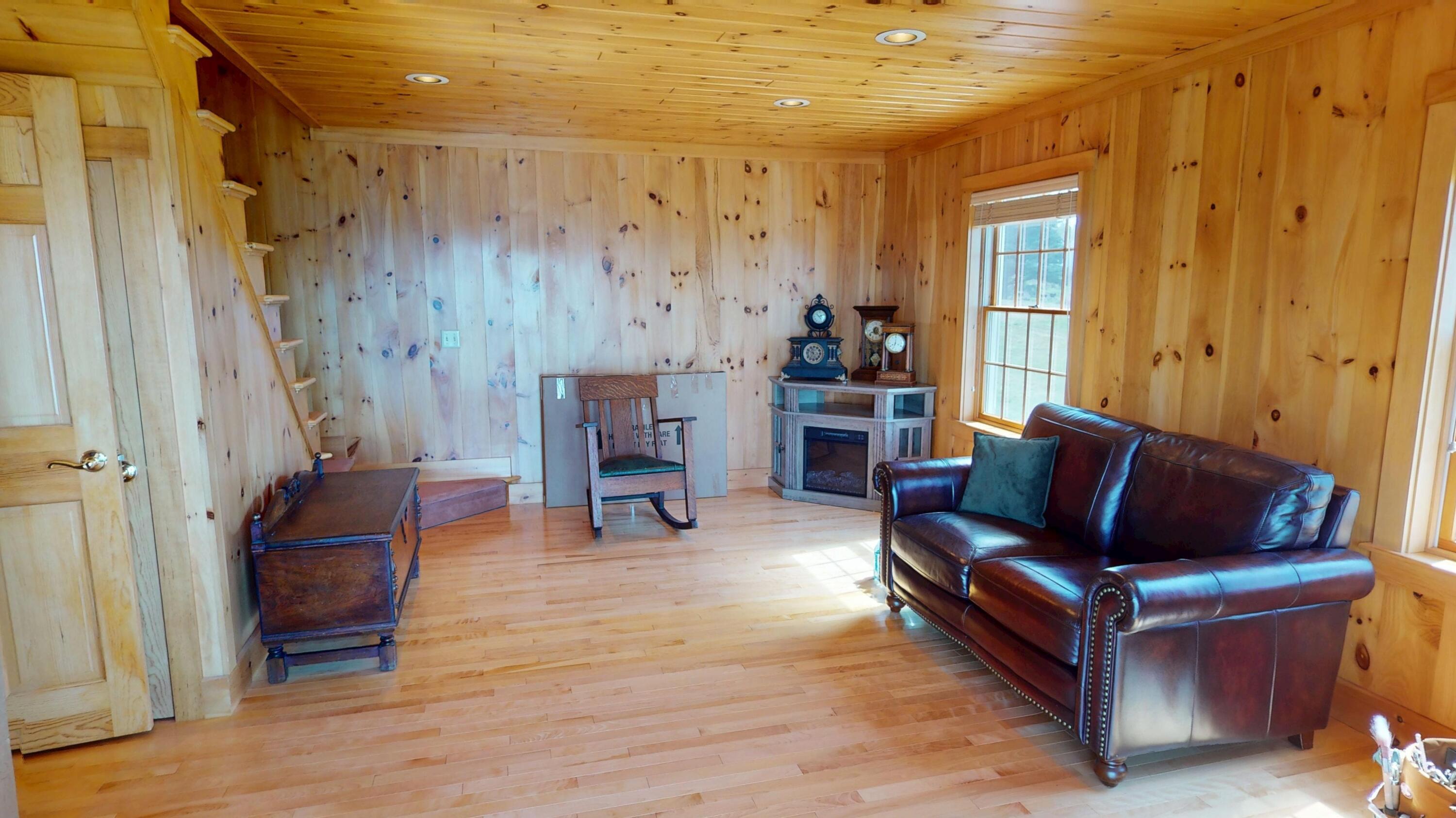main property photo 85