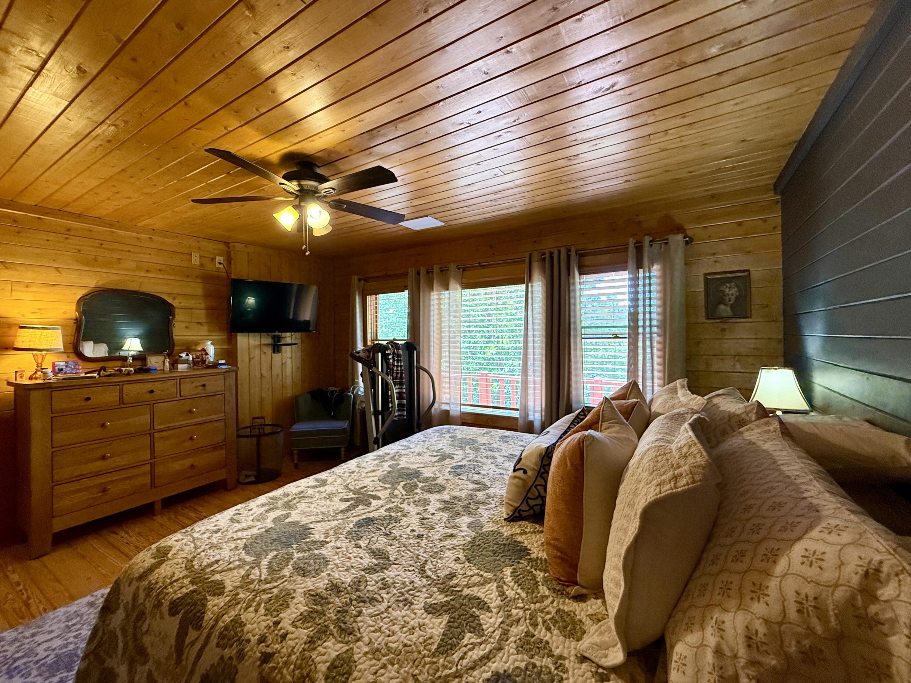 main property photo 52