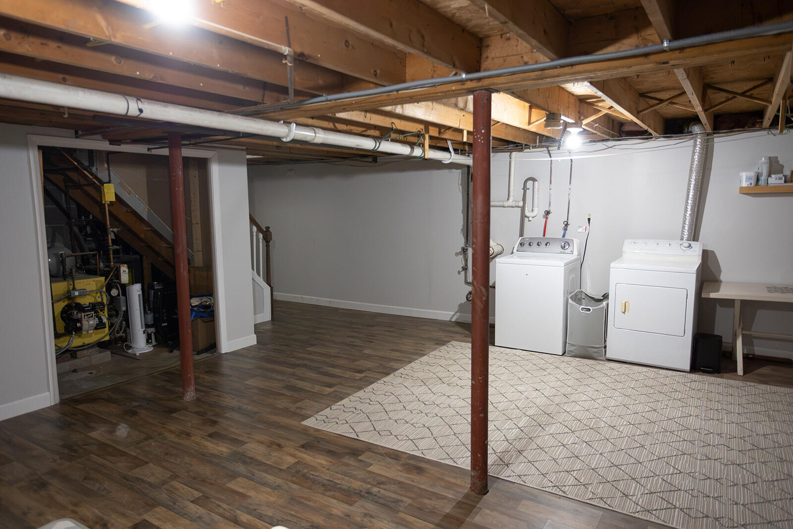 main property photo 45