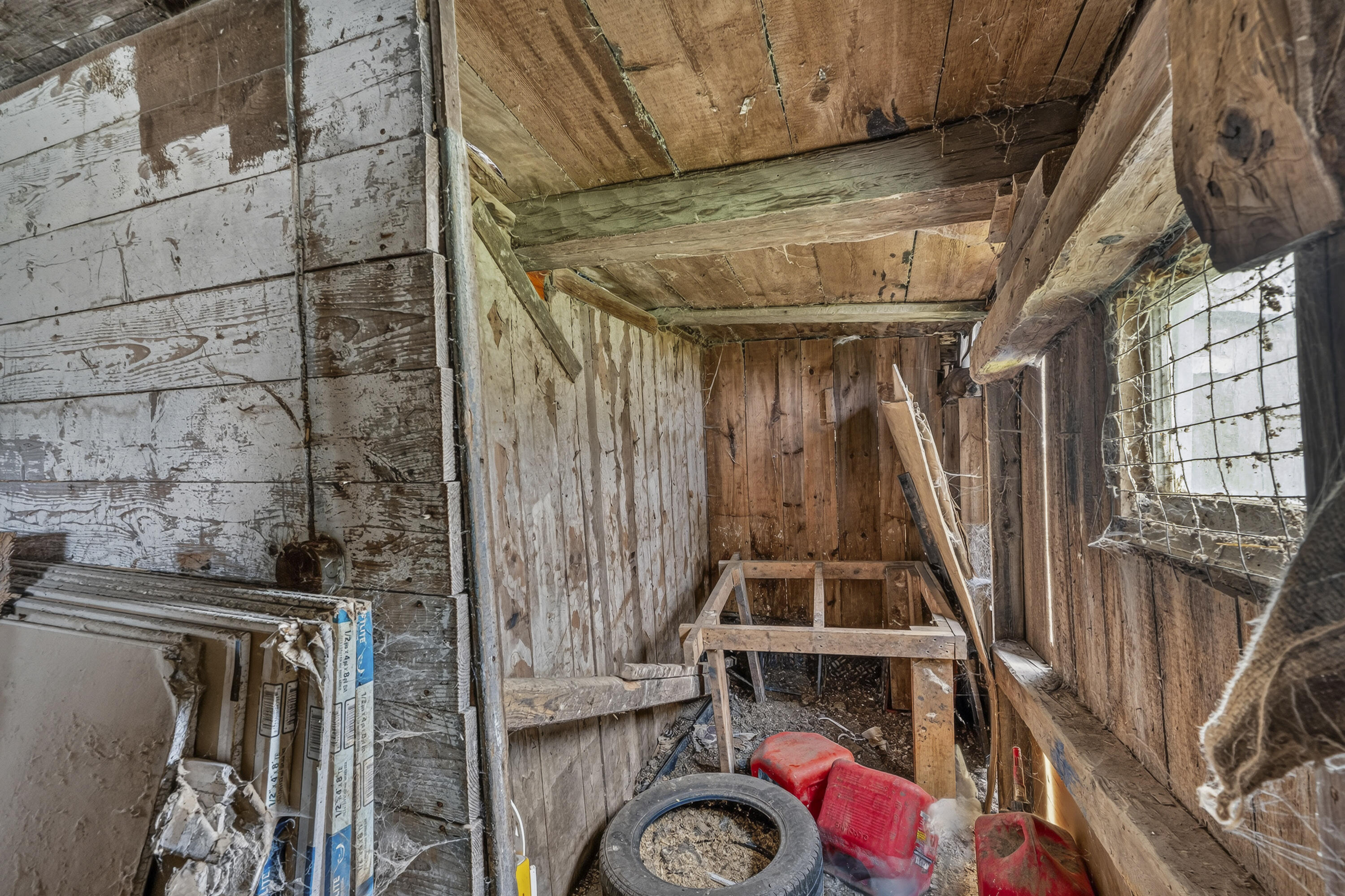 main property photo 71