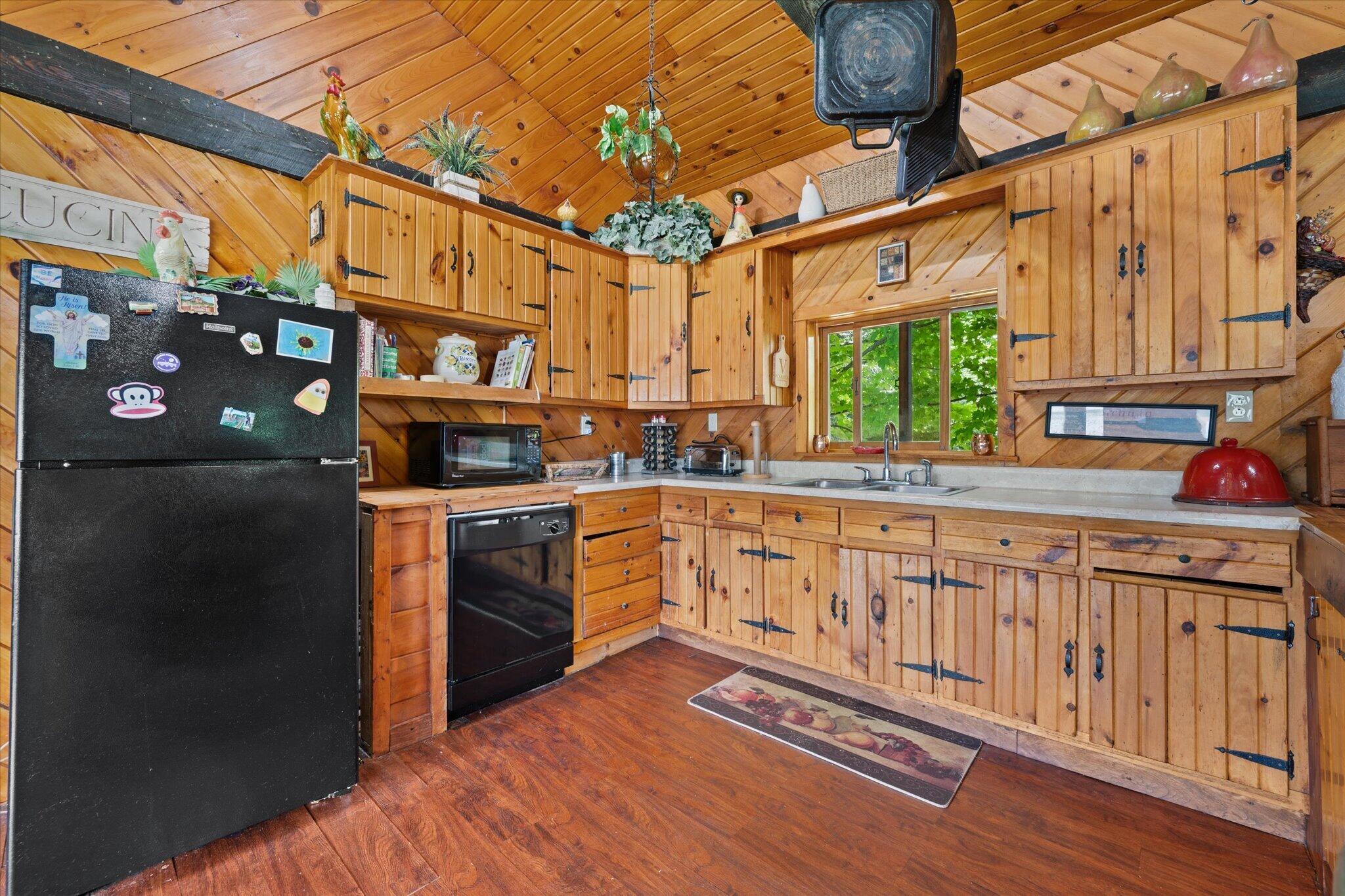 main property photo 38