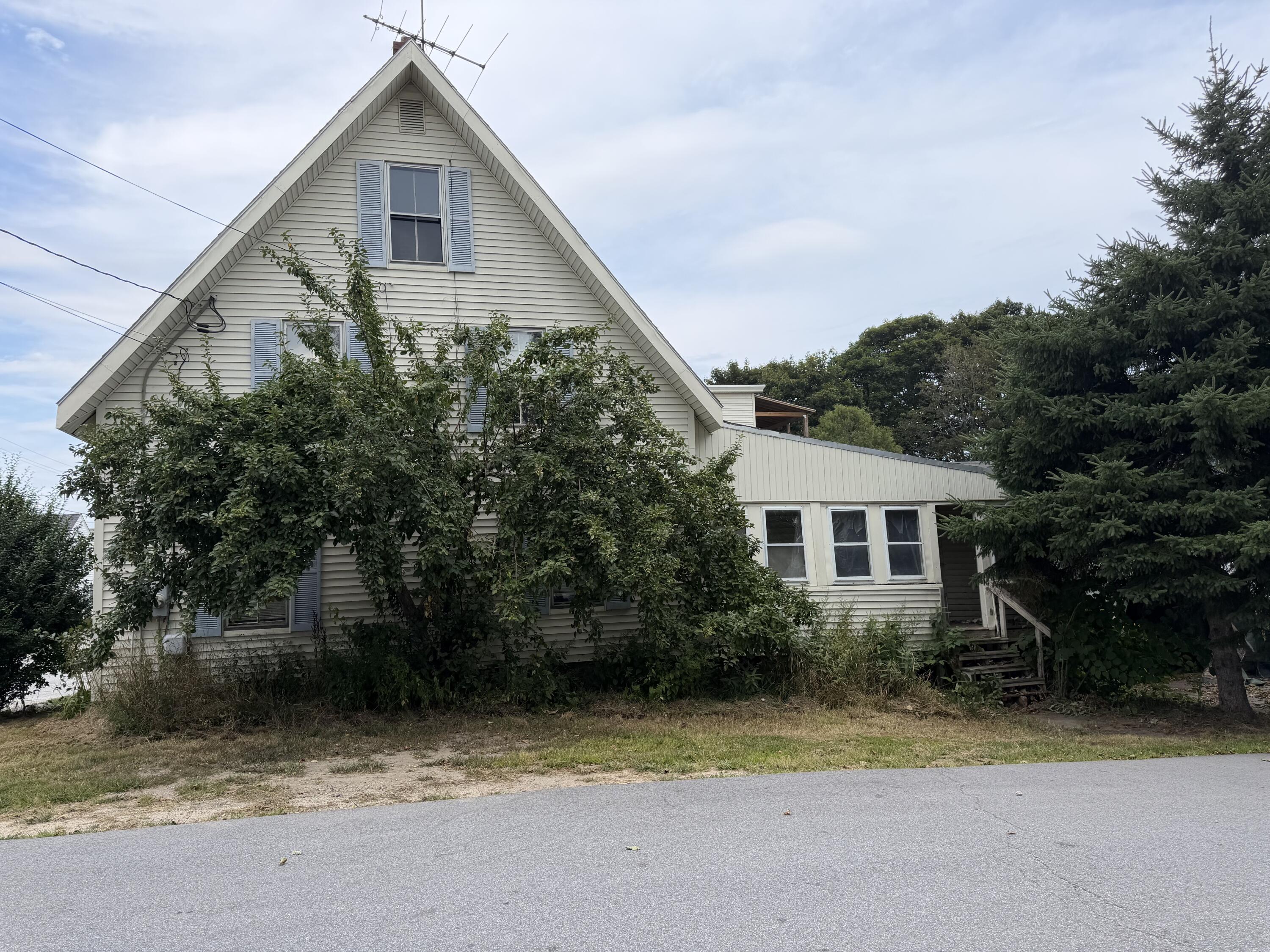 main property photo 2