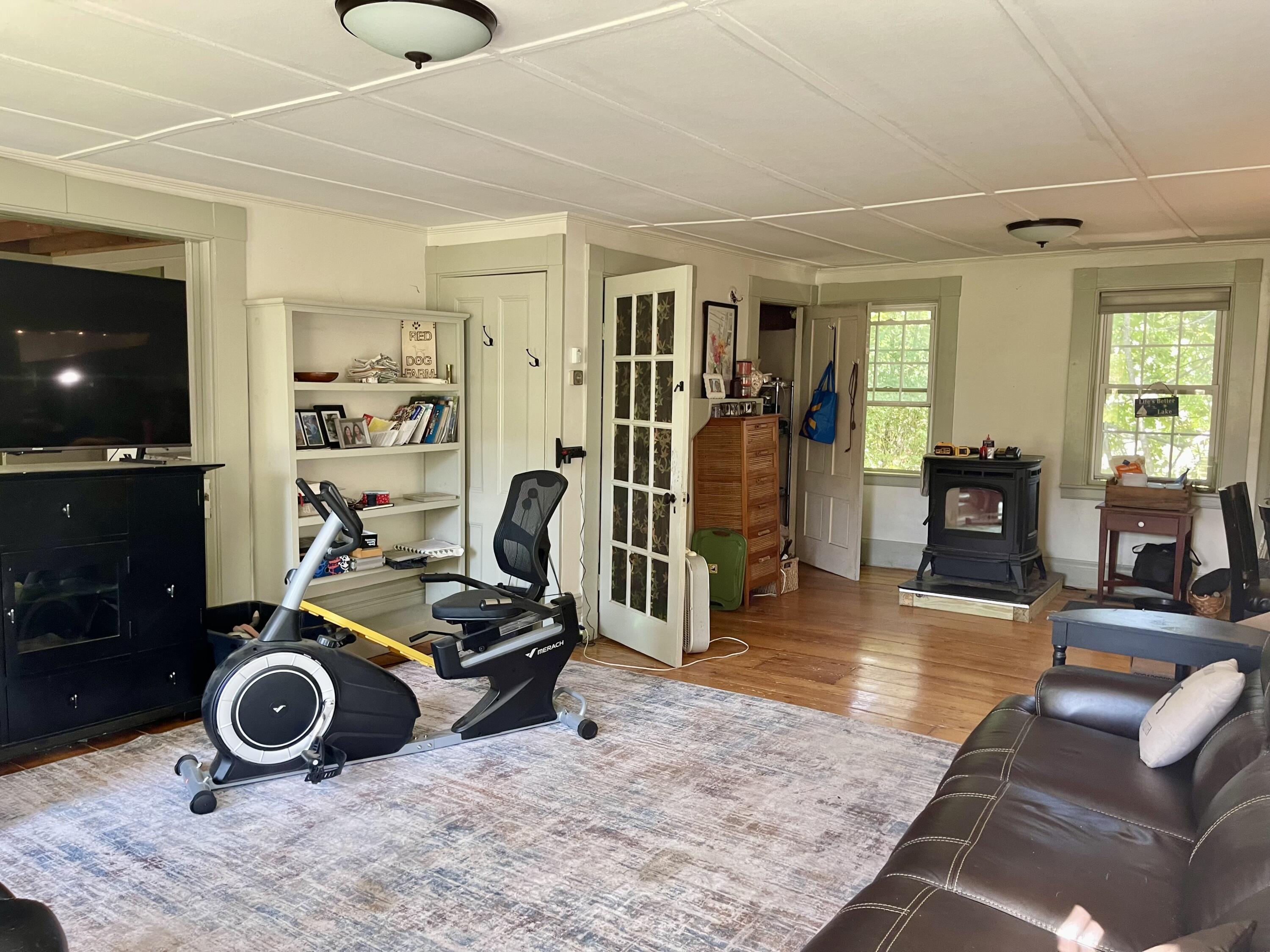 main property photo 18
