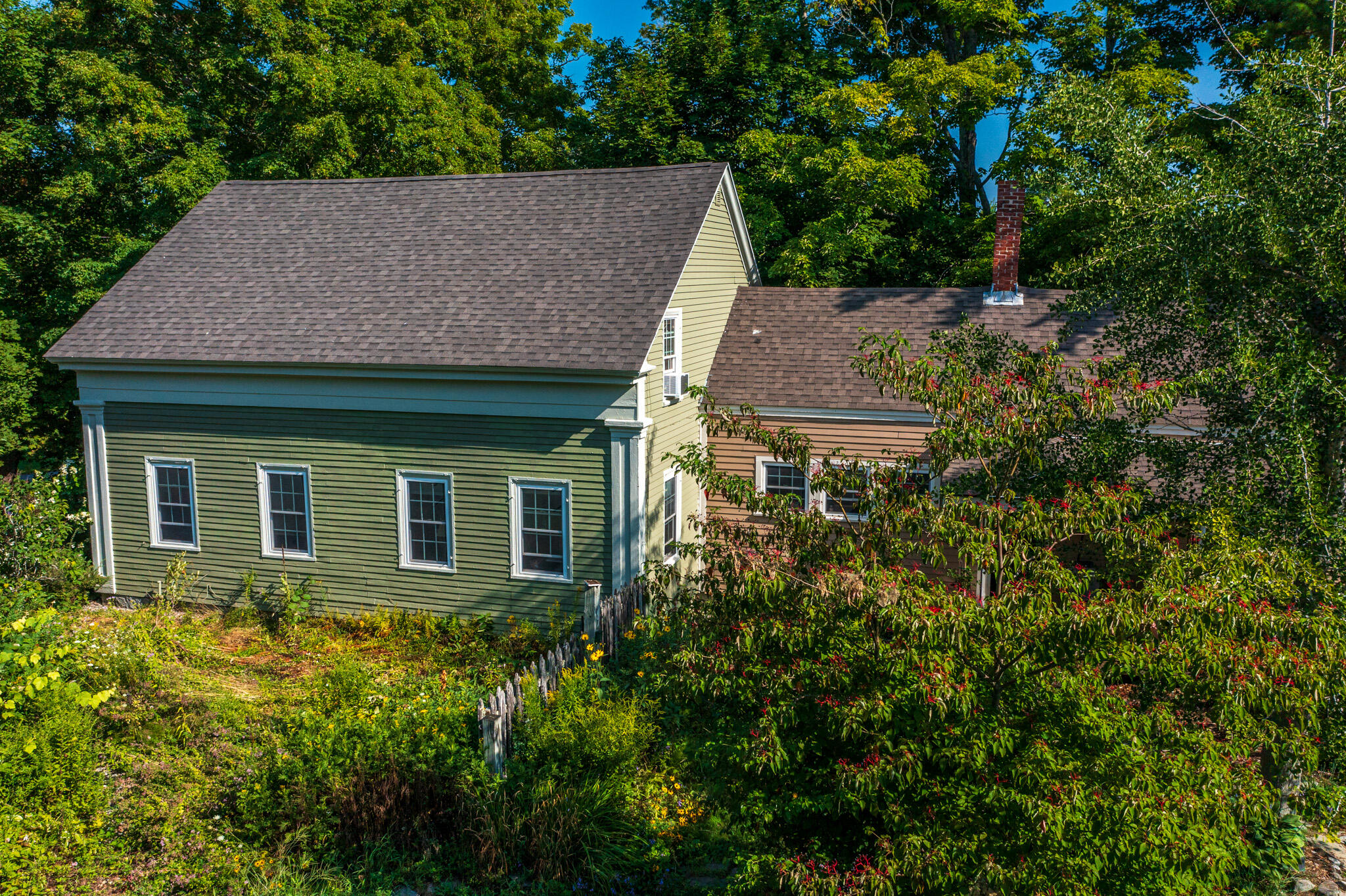 main property photo 44