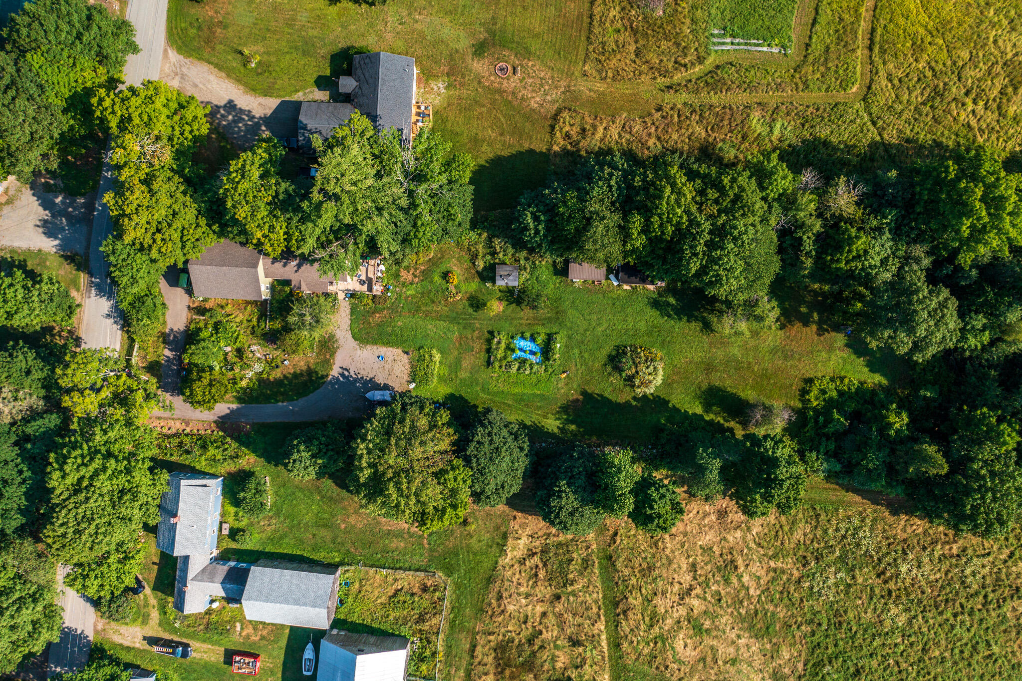 main property photo 74