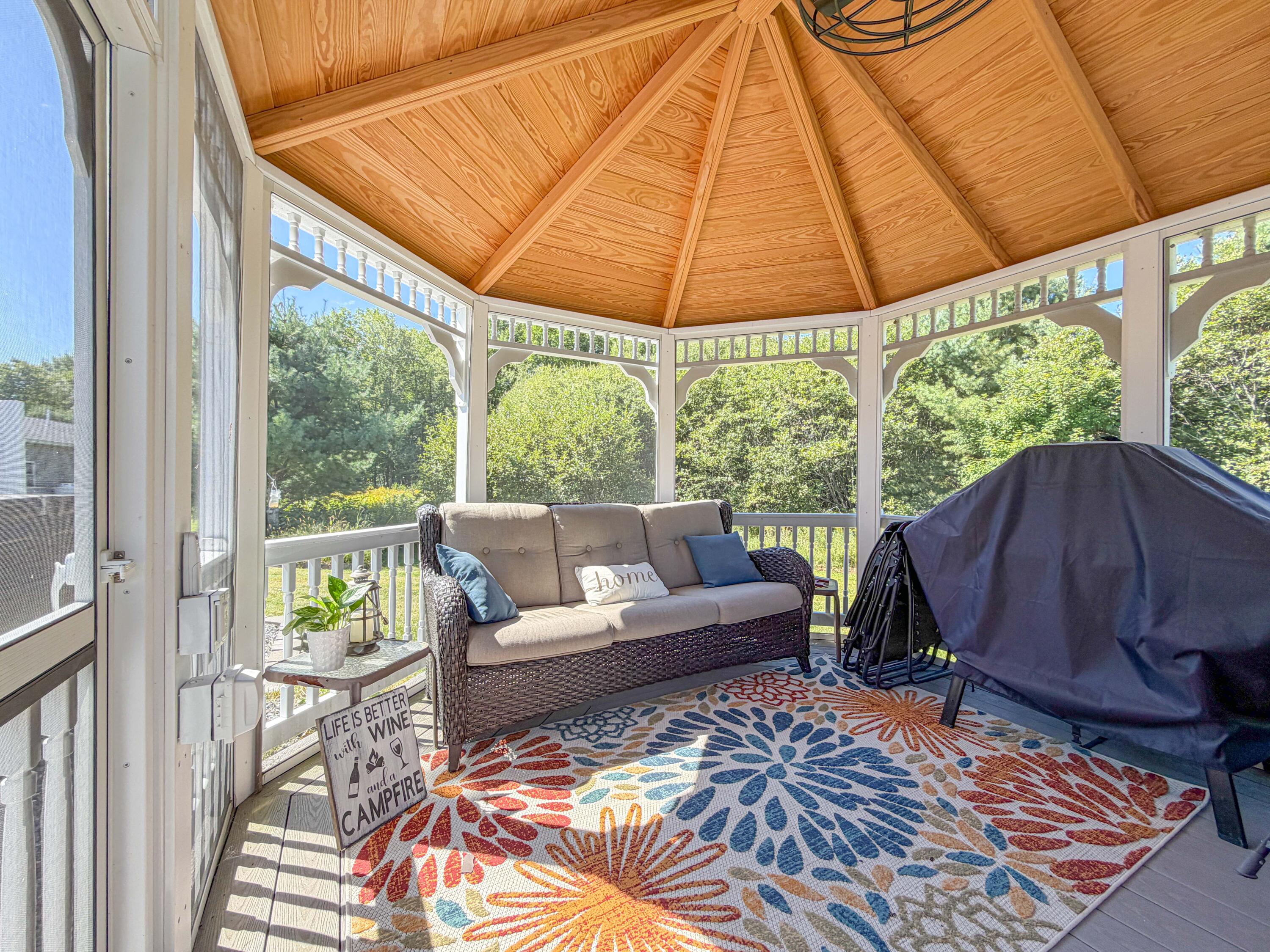 main property photo 79