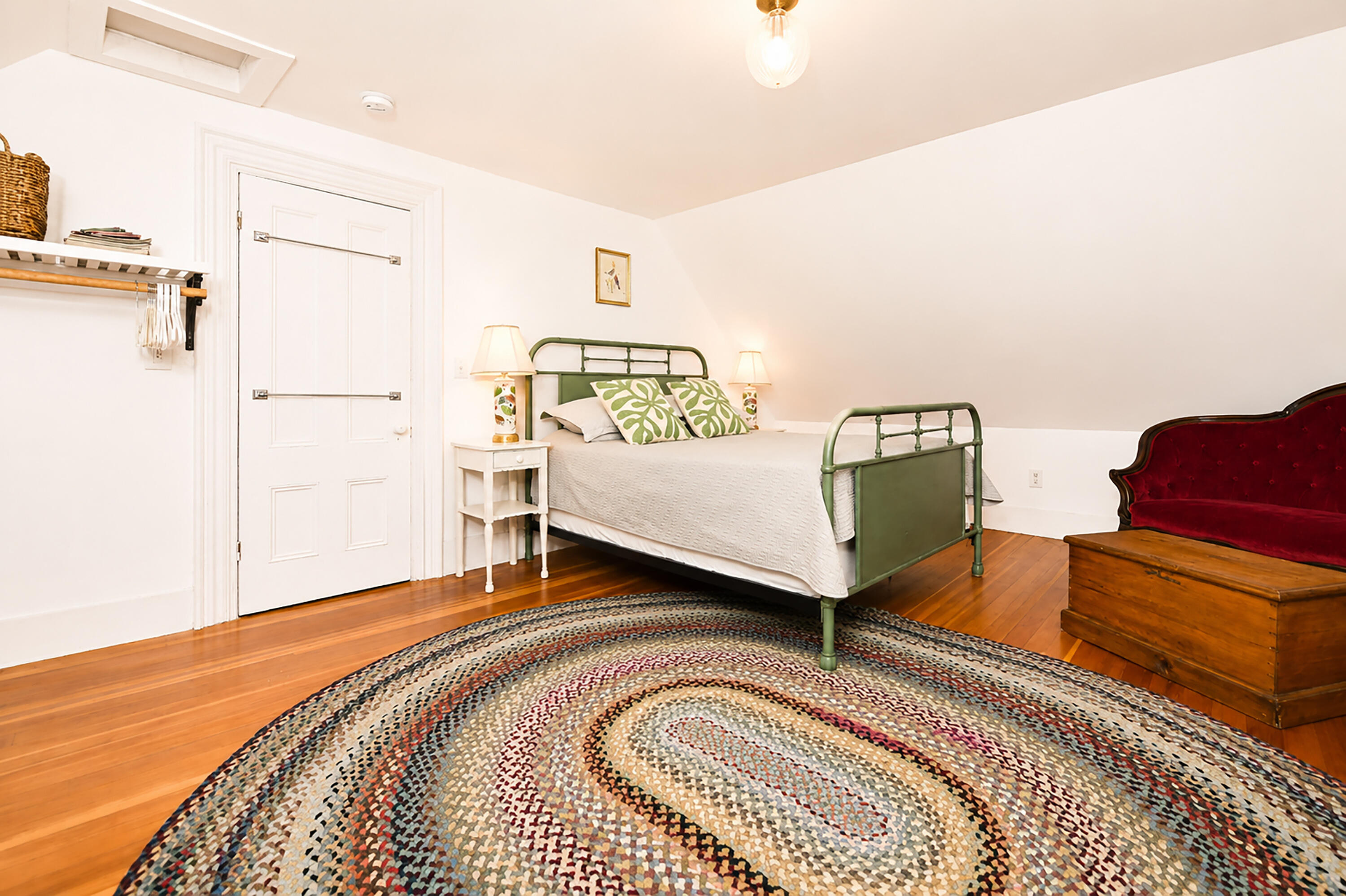 main property photo 32