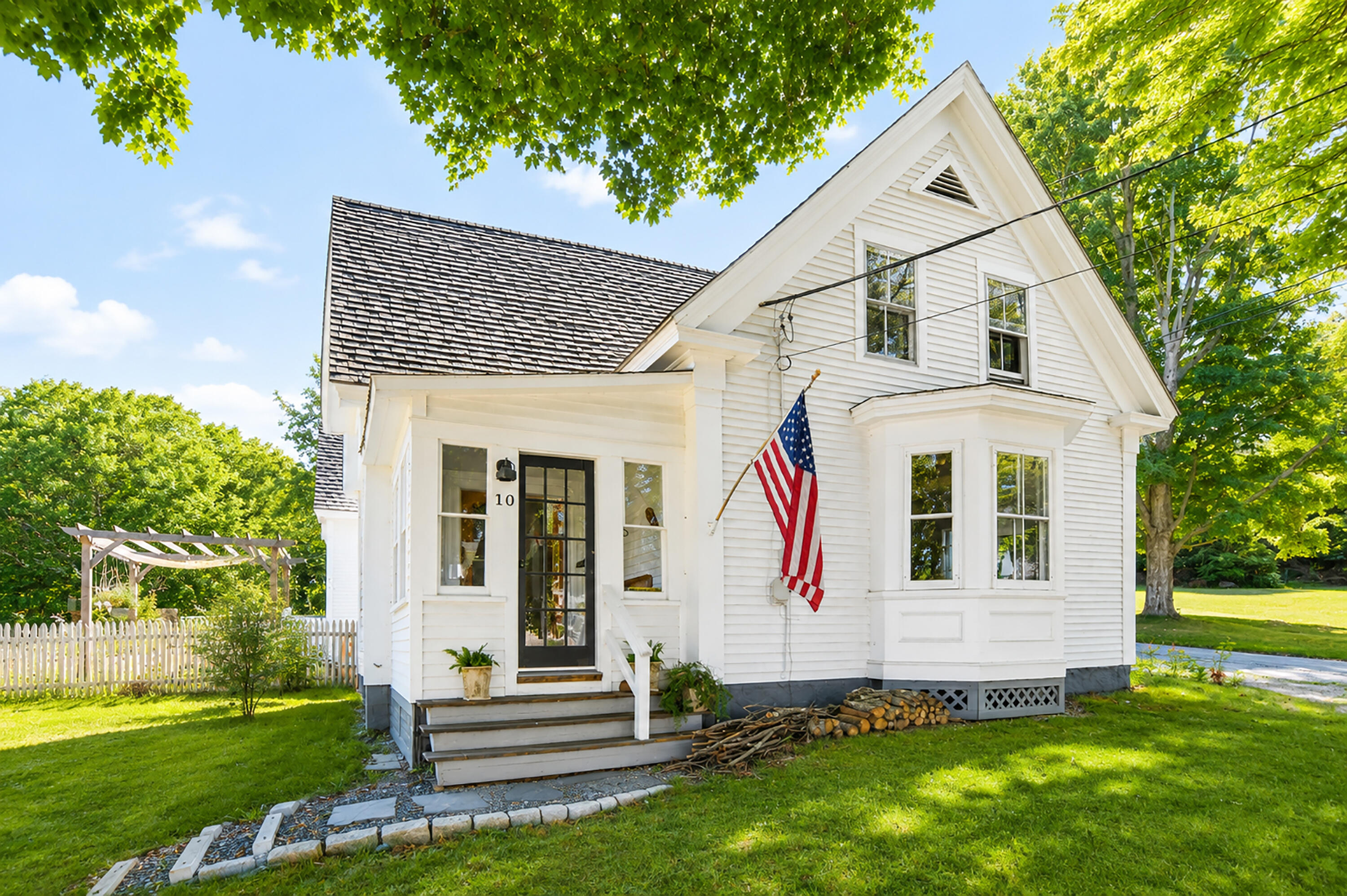 main property photo 47