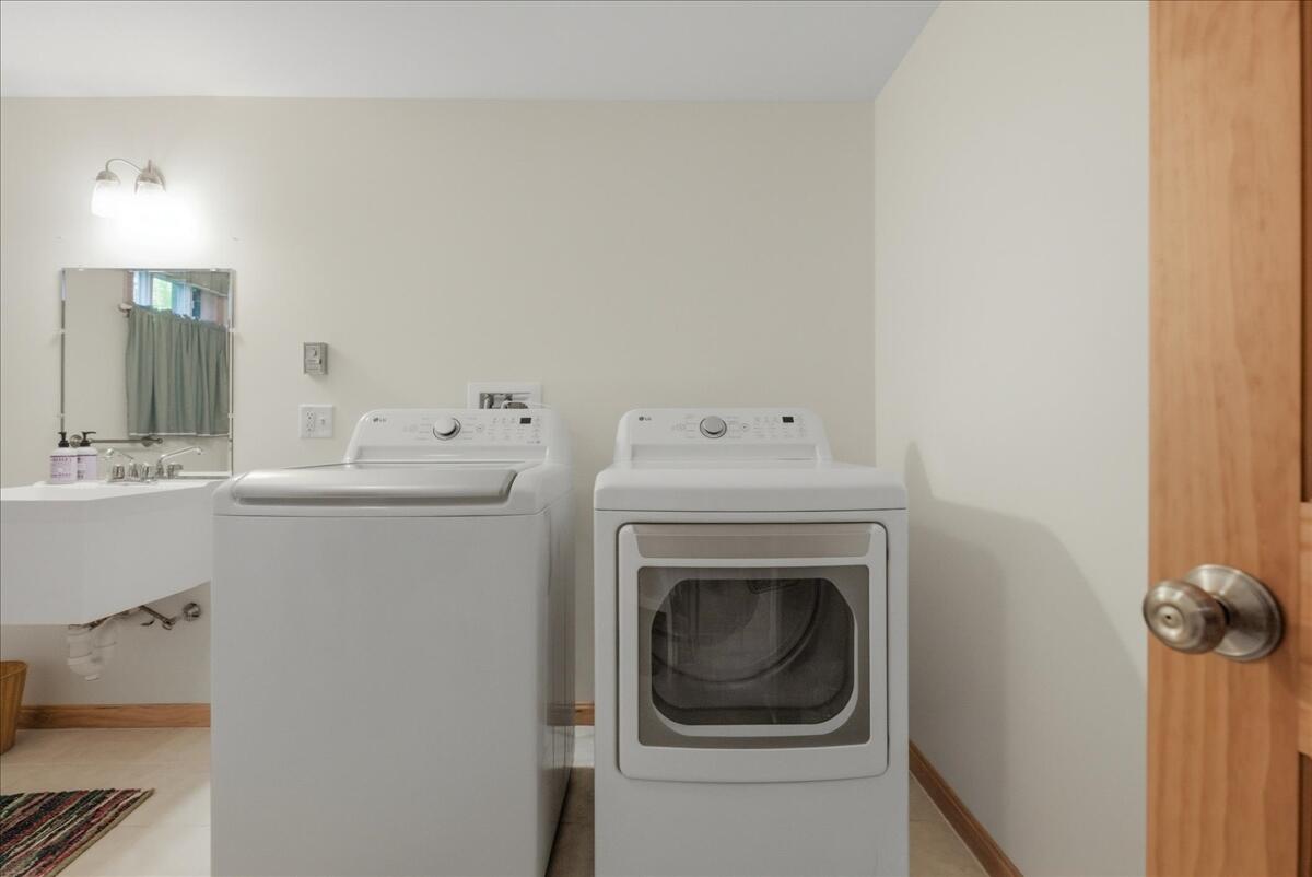 main property photo 63