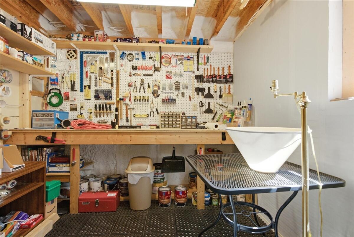 main property photo 70