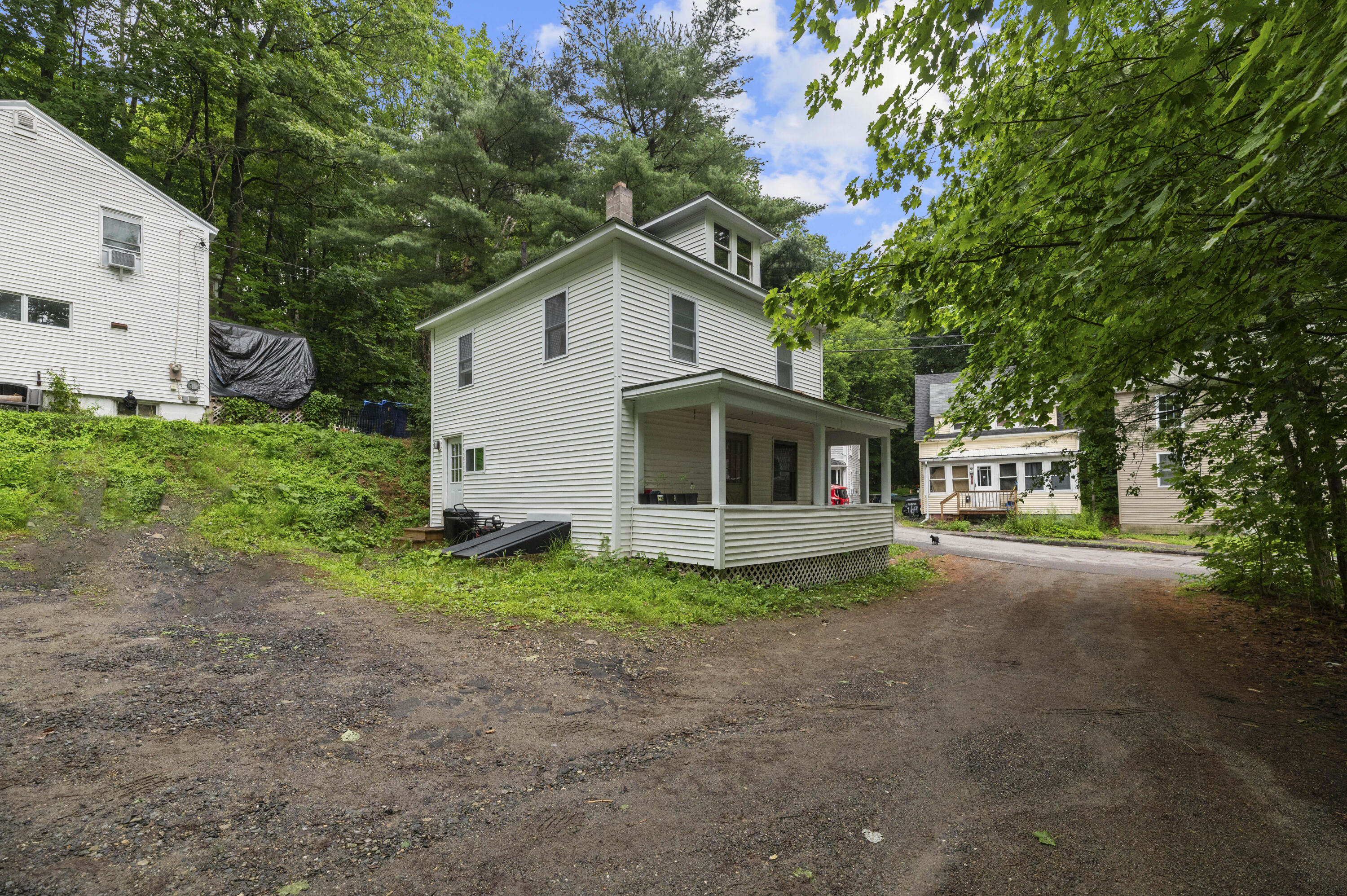 main property photo 18