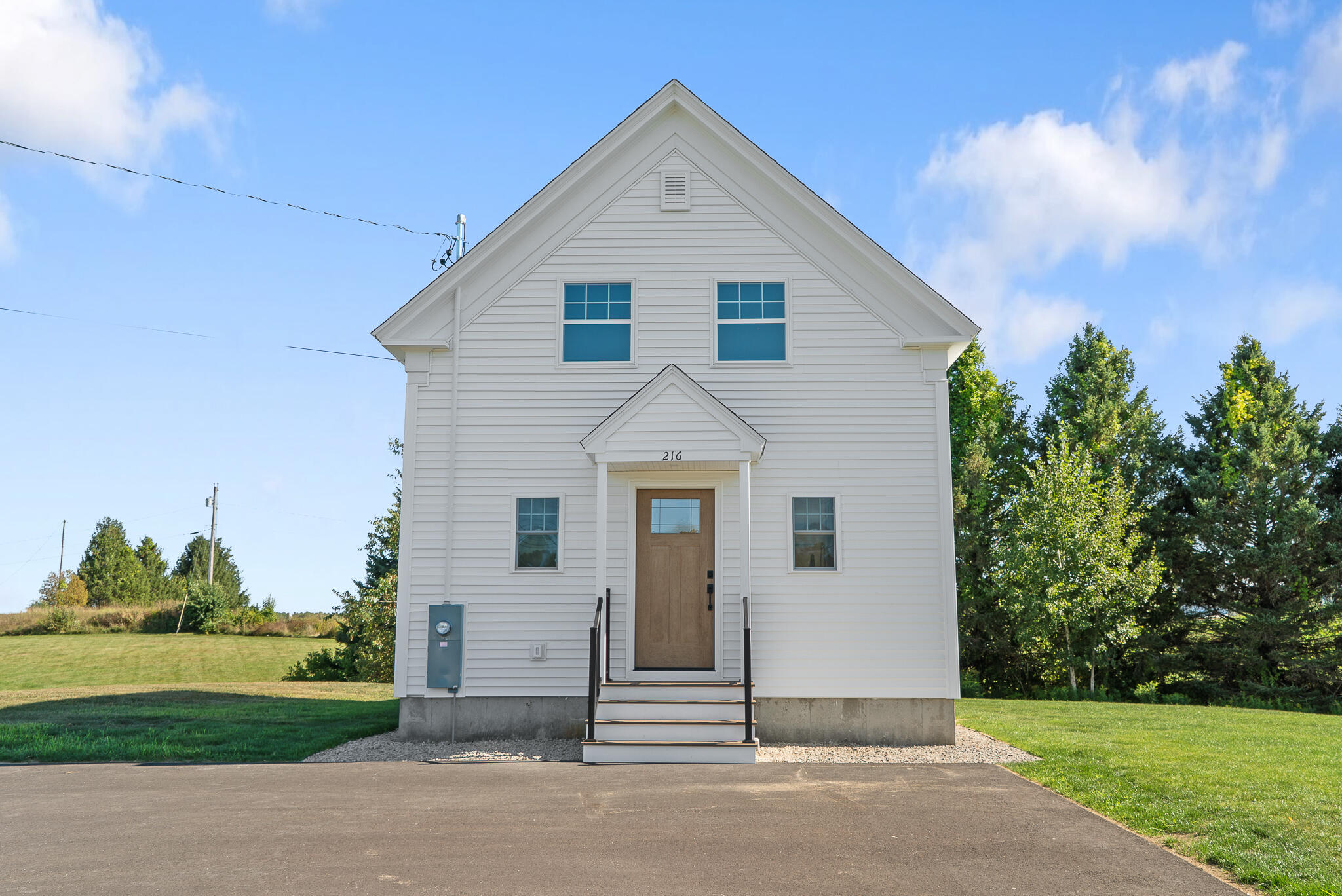 main property photo 16
