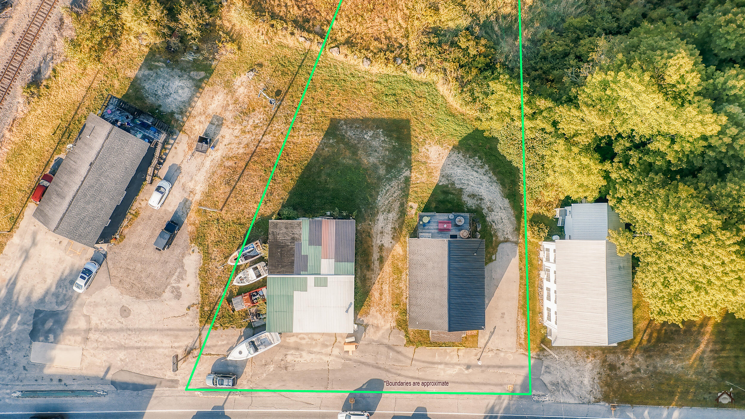 main property photo 2