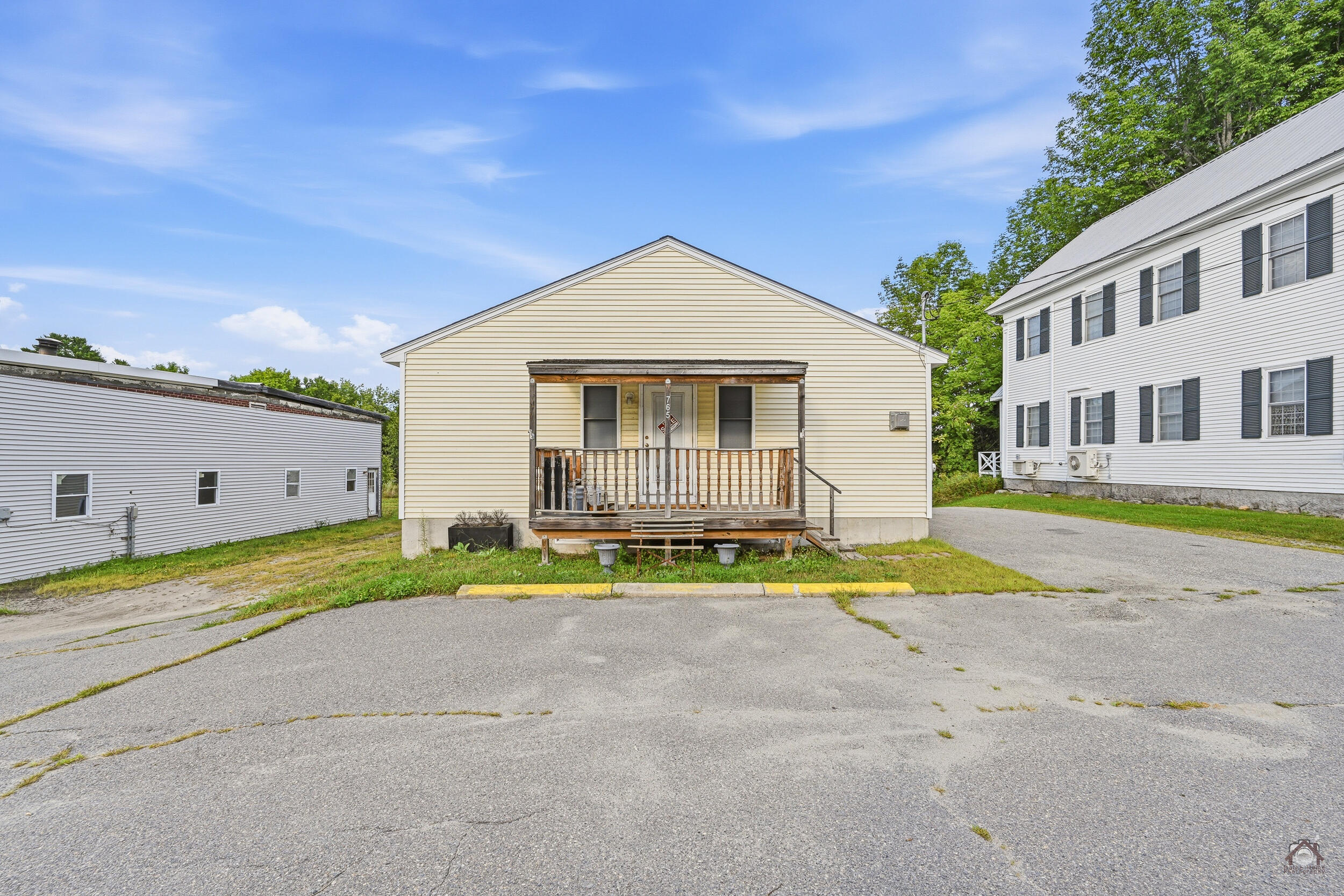 main property photo 41