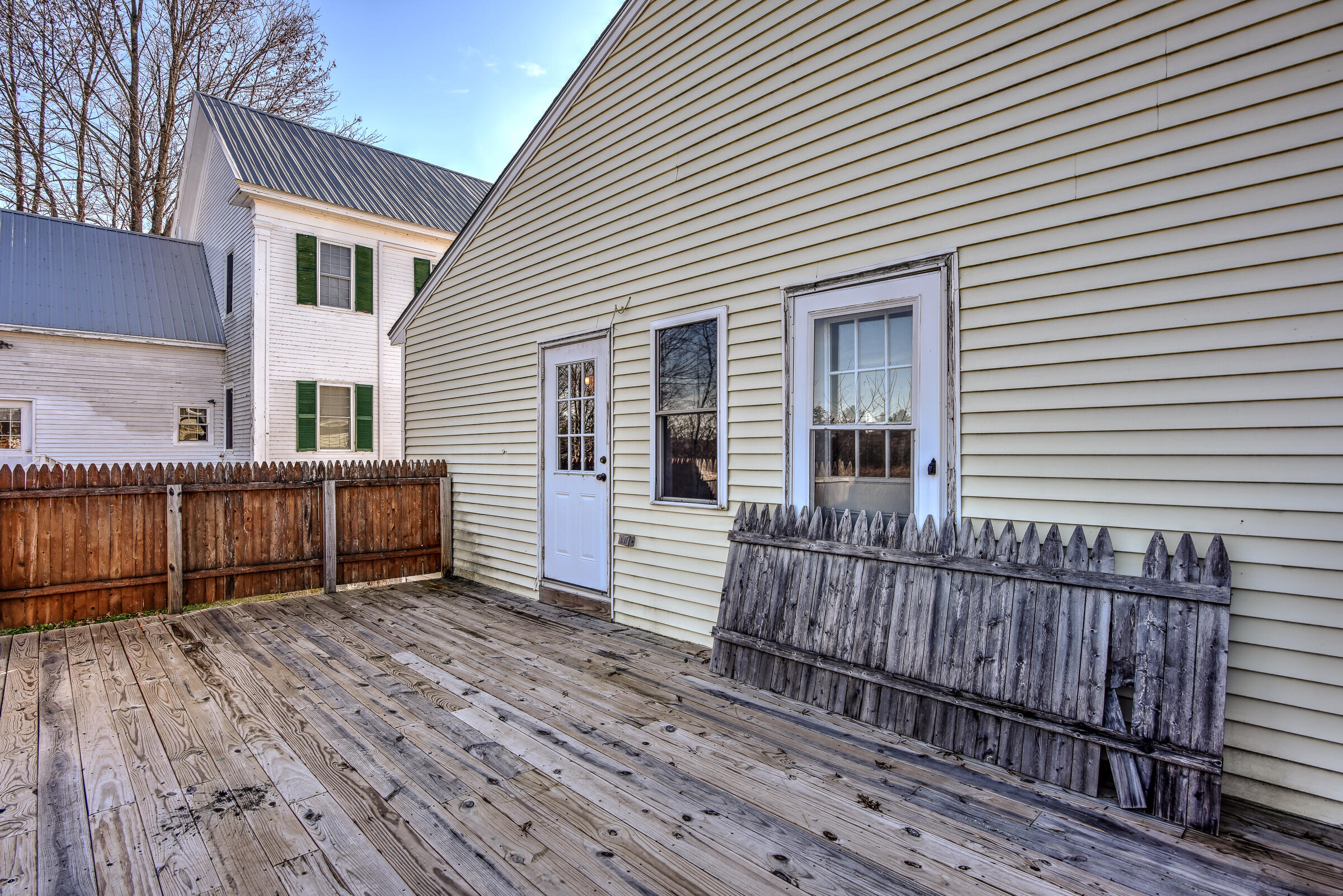 main property photo 67
