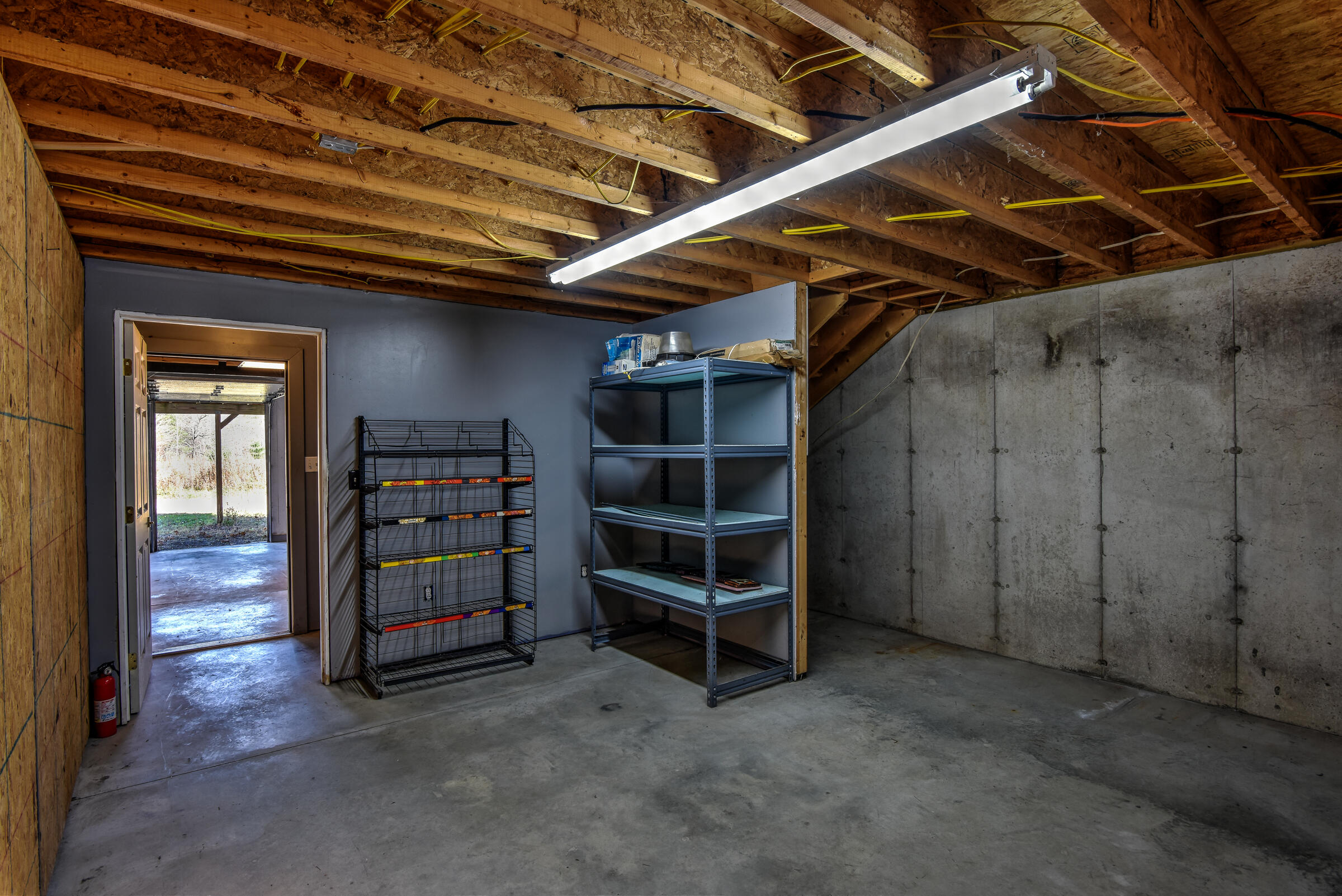 main property photo 75